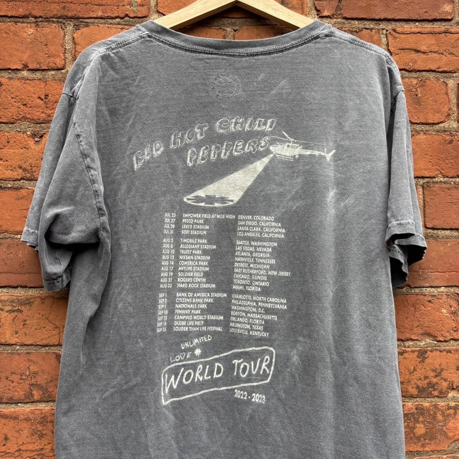 Other red hot chili peppers unlimited love world tour t shirt M Size US M / EU 48-50 / 2 - 4 Thumbnail