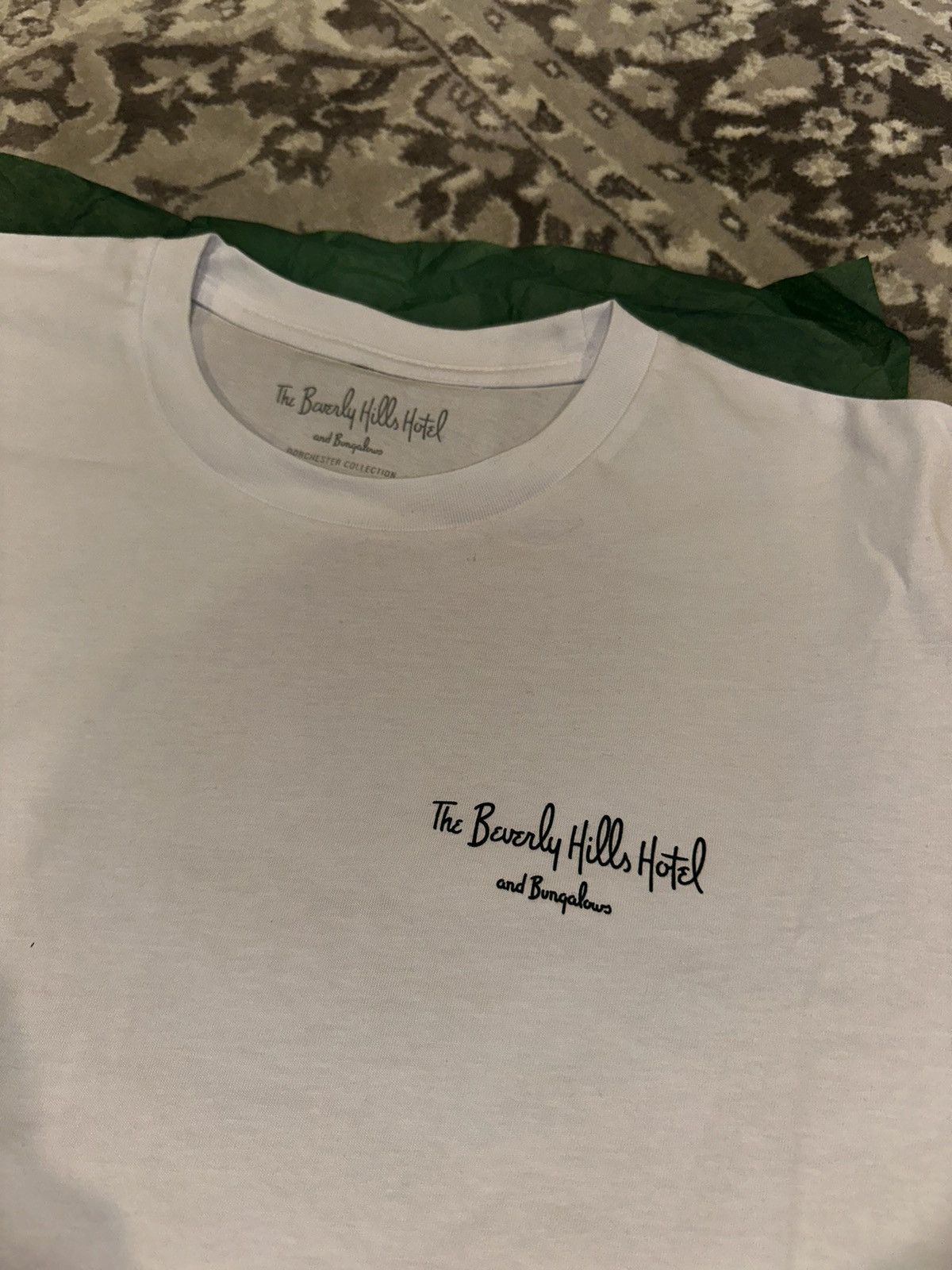 Other Beverly Hills Hotel White T-Shirt Size US M / EU 48-50 / 2 - 1 Thumbnail