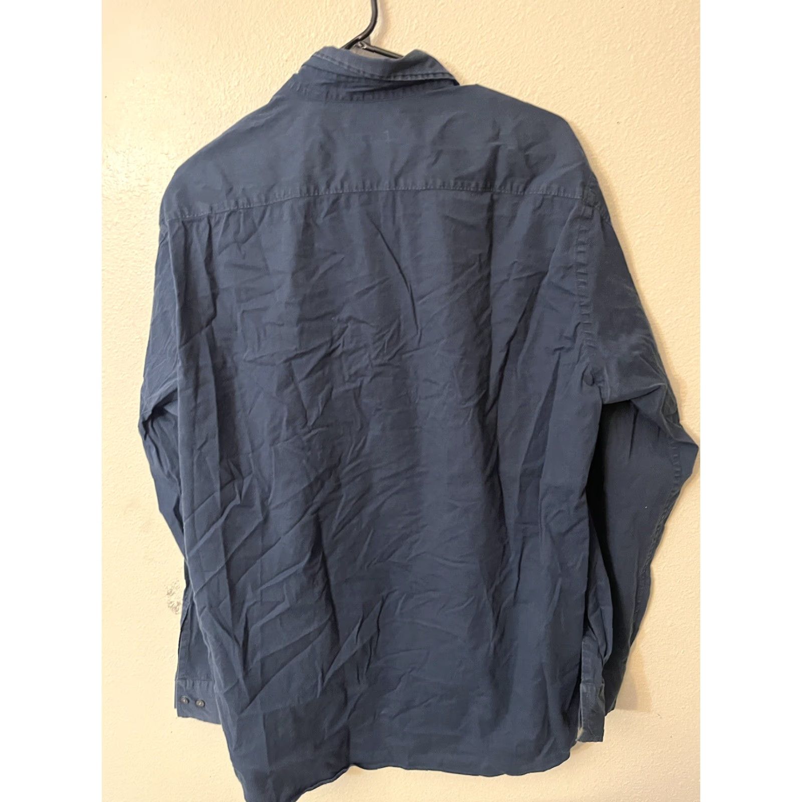 Vintage Halogen Button-Up Shirt Top Mens L Blue Long Sleeve Collared Casual Striped? (no stripes) Size US L / EU 52-54 / 3 - 3 Thumbnail
