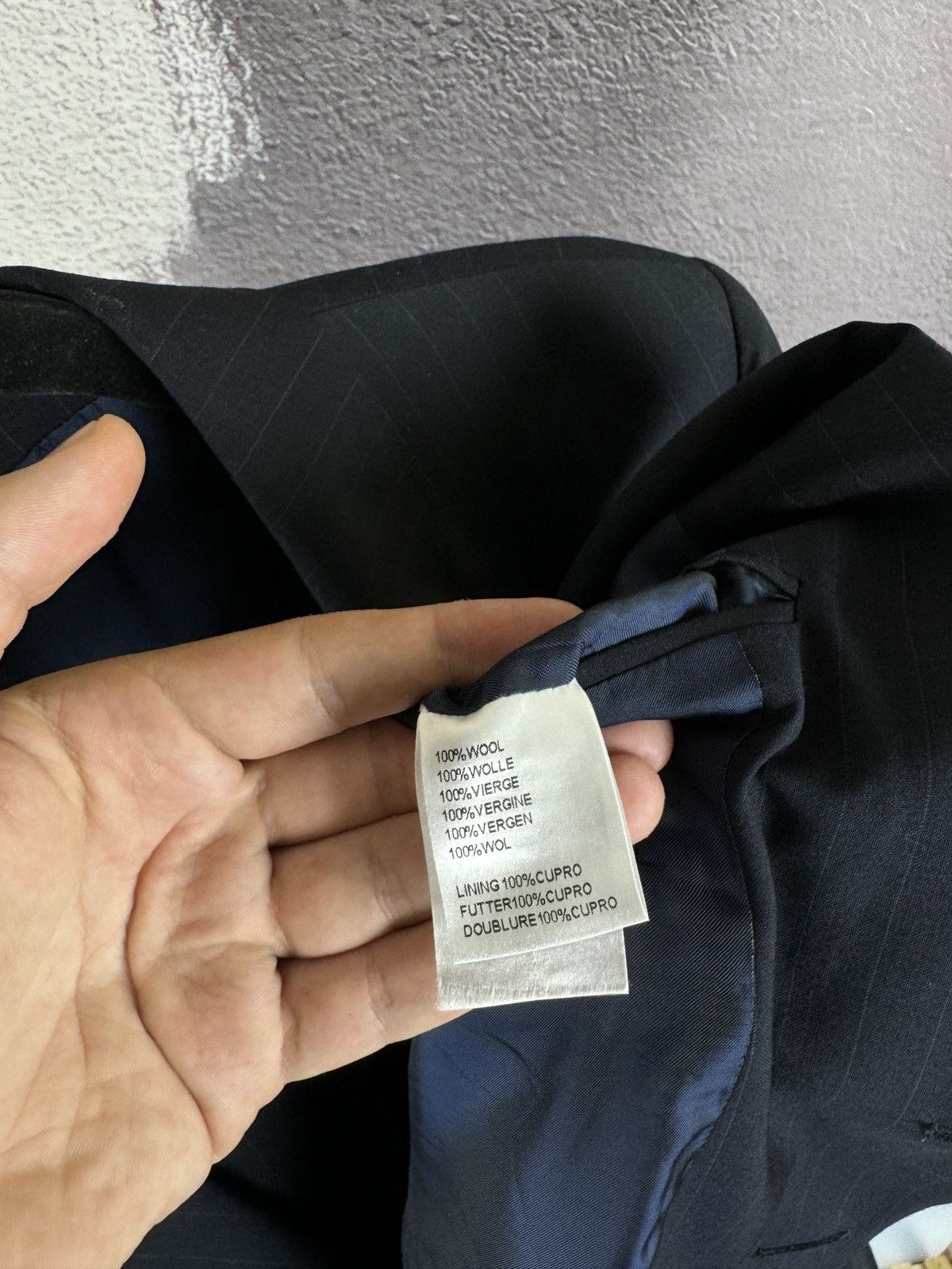 Gieves & Hawkes Gieves & Hawkes Saville Row navy striped wool suit 2 button Size 46R - 13 Thumbnail