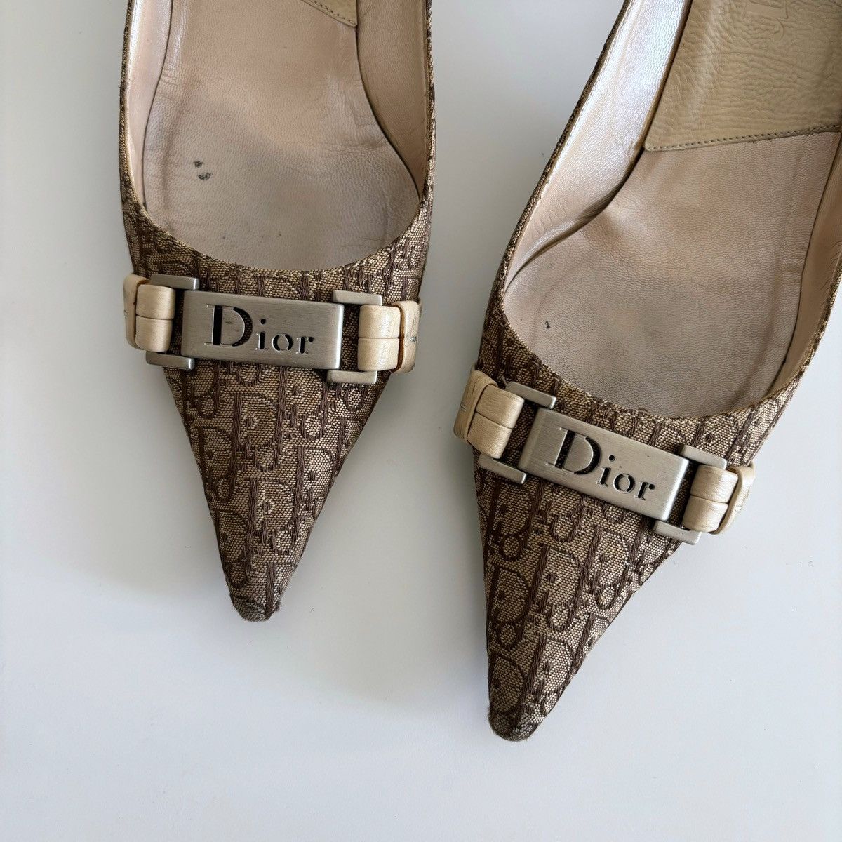 Dior × John Galliano Dior 2000s Diorissimo Trotter Pointed Toe Pumps Size US 5.5 / IT 35.5 - 2 Thumbnail
