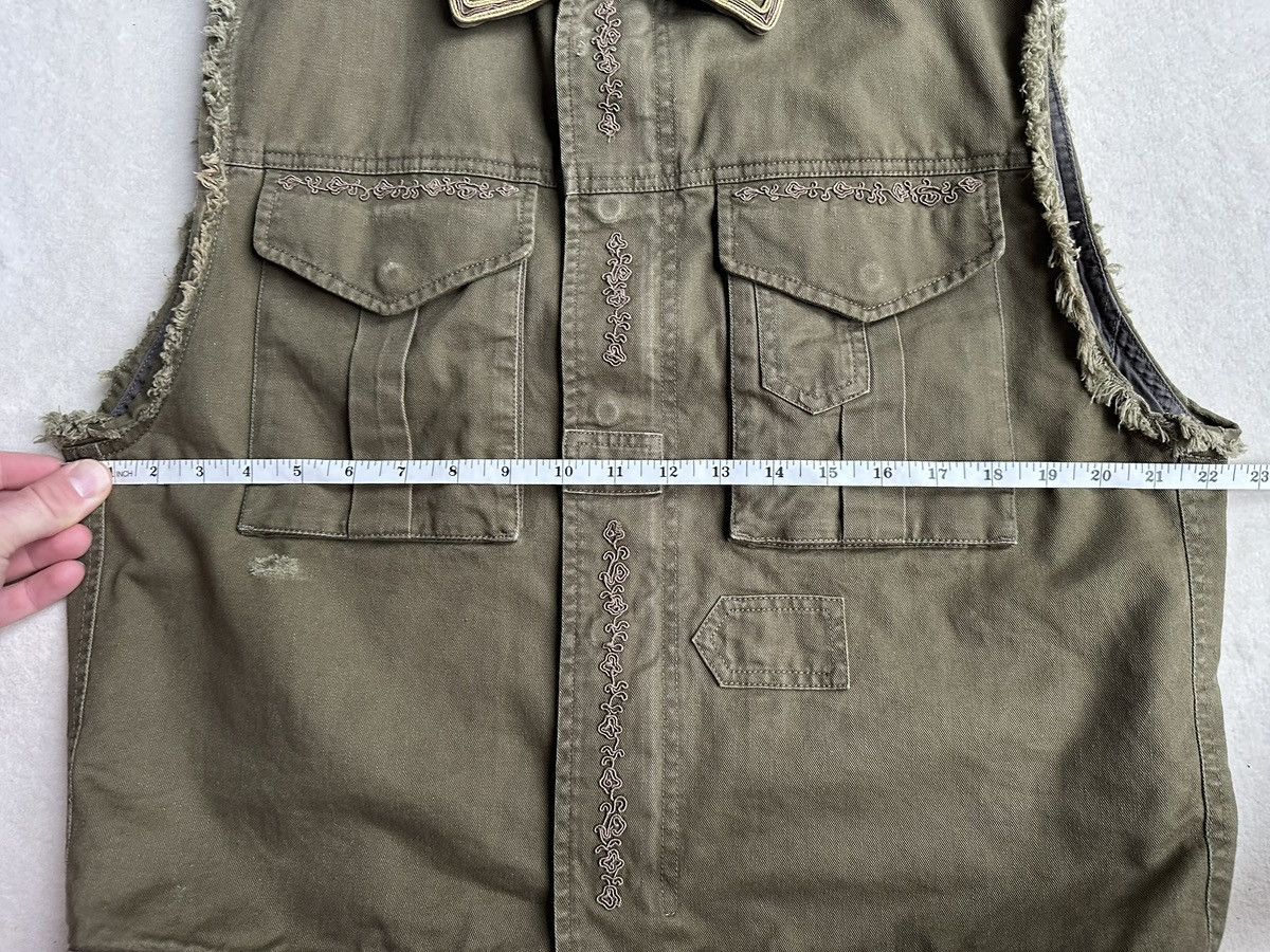 Saint Laurent Paris $2290 SS19 Saint Laurent sleeveless embroidered jacket 50 Size US M / EU 48-50 / 2 - 5 Thumbnail
