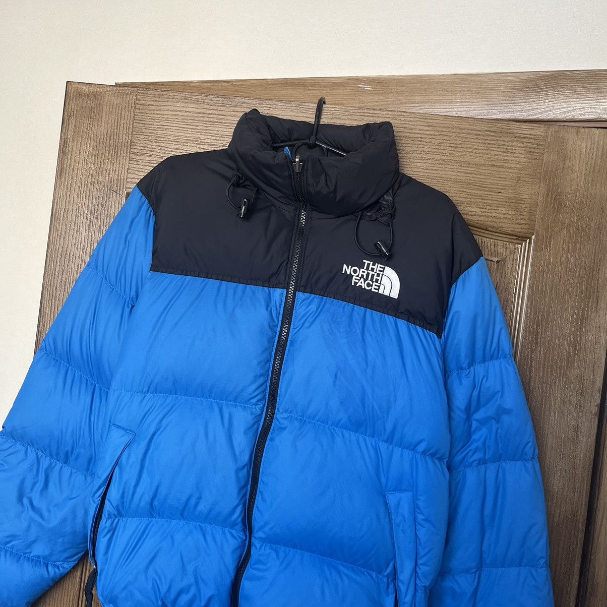 The North Face THE NORTH FACE 700 NUPTSE VINTAGE BOMBER DOWN PUFFER JACKET Size US S / EU 44-46 / 1 - 3 Thumbnail