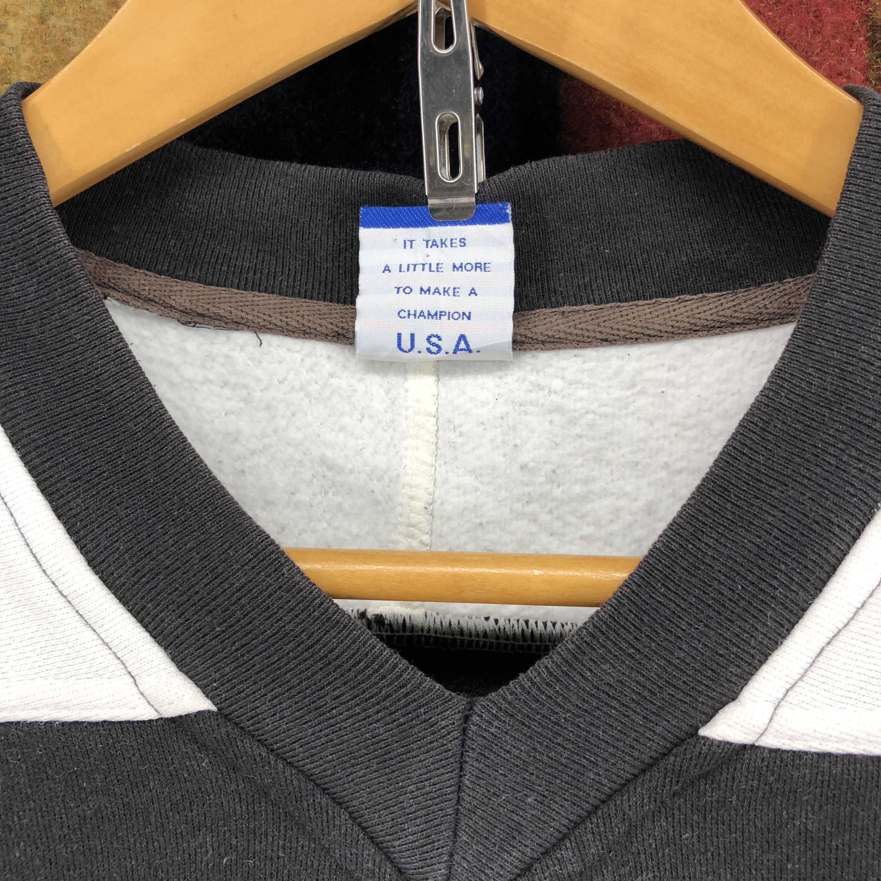 Champion CHAMPION USA ATHLETIC V Neck Sweatshirt #0245/K Size US L / EU 52-54 / 3 - 6 Thumbnail