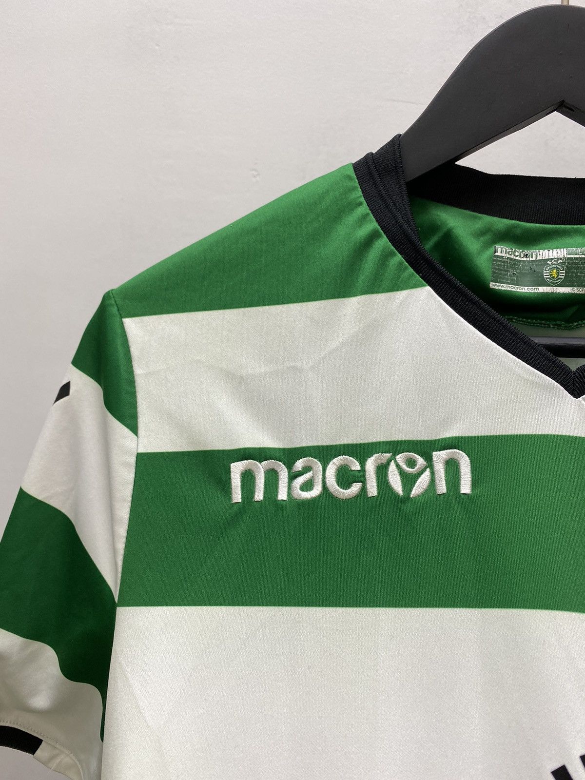Macron Sporting Macron Home 2015 2016 #88 Doumbia Soccer Jersey Size US L / EU 52-54 / 3 - 14 Thumbnail
