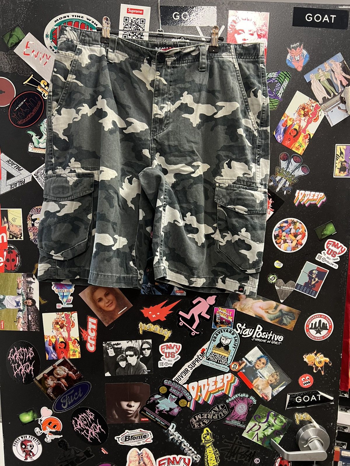 Hawk Vintage Hawk Camo Shorts Size US 36 / EU 52 - 1 Thumbnail