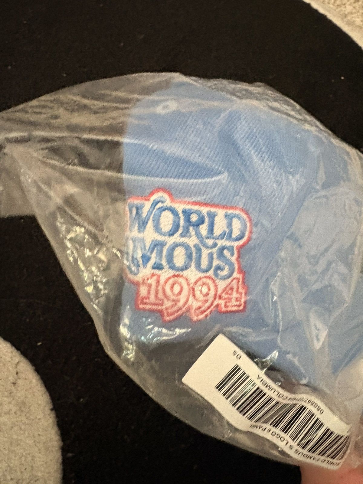 Supreme Supreme World famous 6 panel Size ONE SIZE - 2 Thumbnail