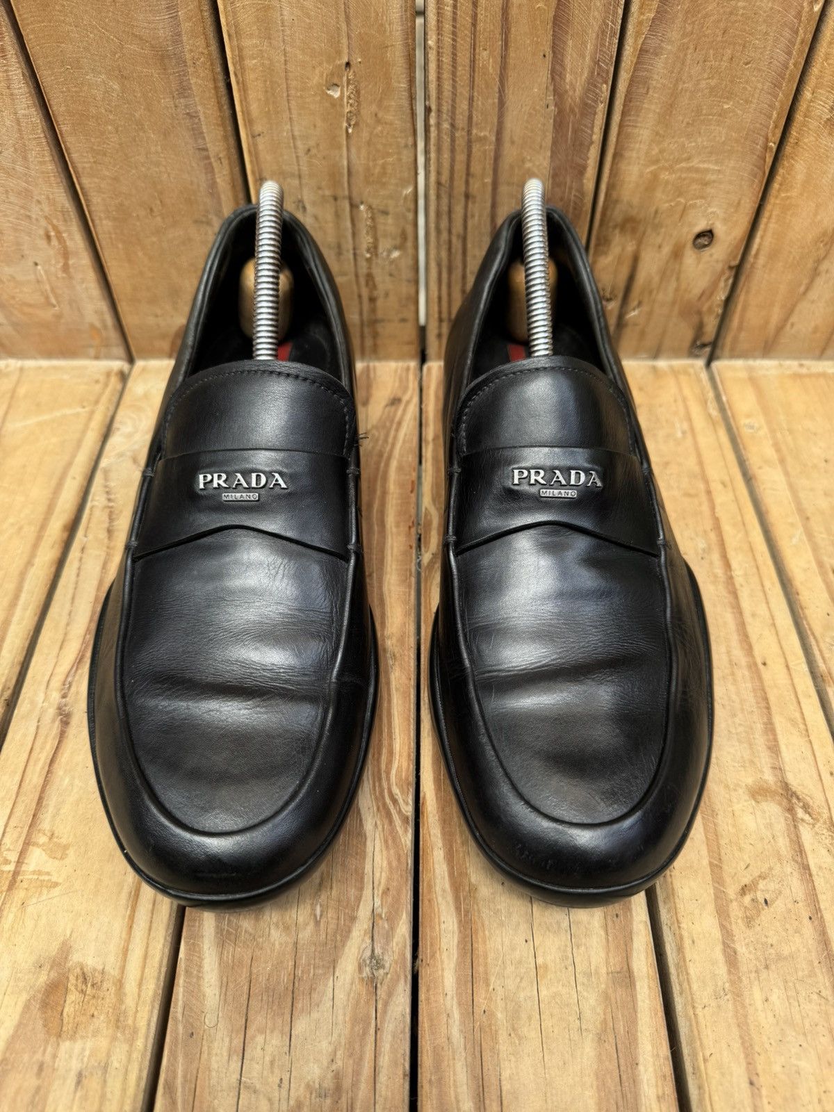 Prada Prada Men’s Penny black Leather Loafers Size Uk 5 USA 6 Size US 6 / EU 39 - 17 Thumbnail