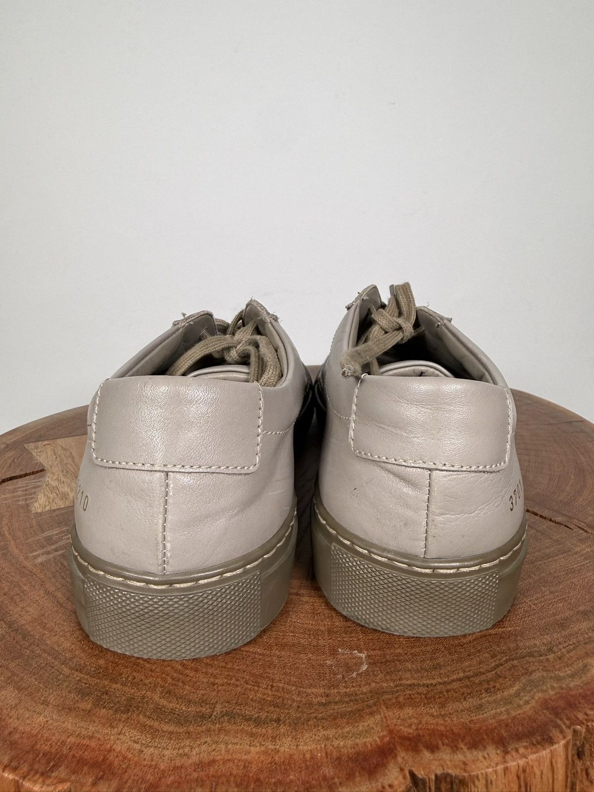 Common Projects Common Projects Women Achilles Low Leather Shoes Size US 7 / IT 37 - 5 Thumbnail