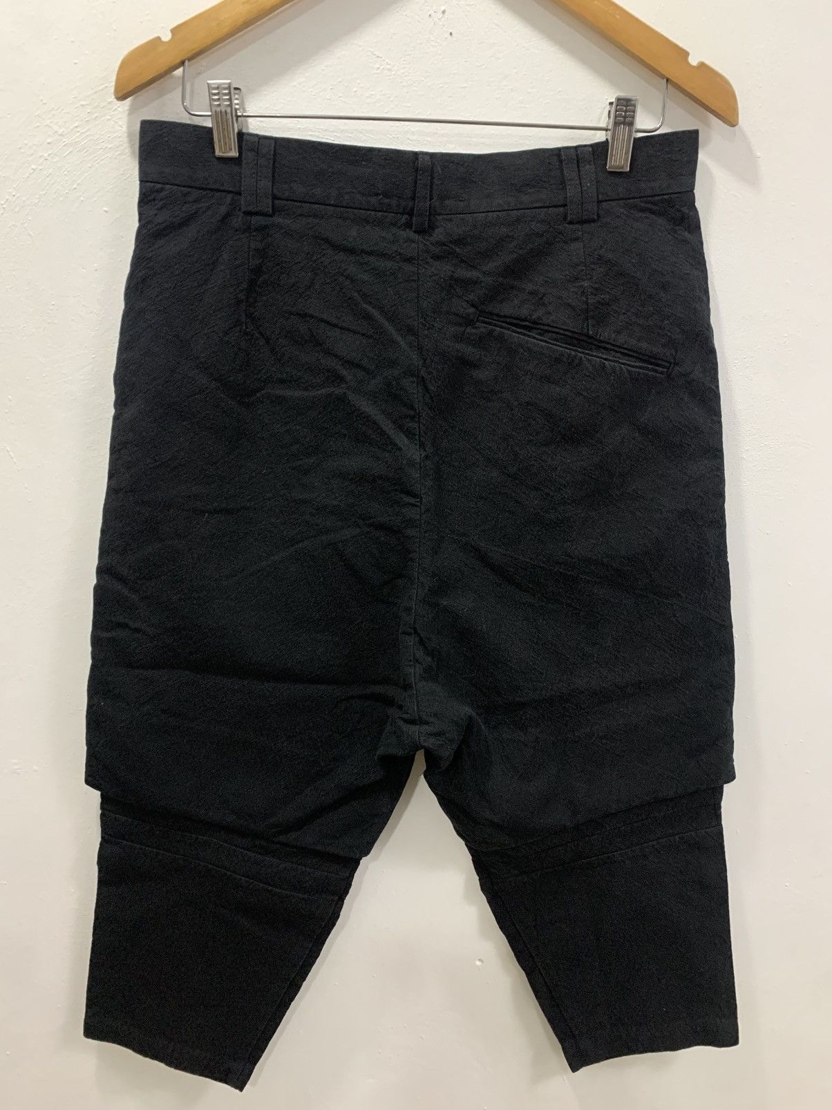 Song For The Mute SONG FOR THE MUTE TEXTURED - FALSE TWO-PIECE CROPPED PANTS Size US 32 / EU 48 - 8 Thumbnail
