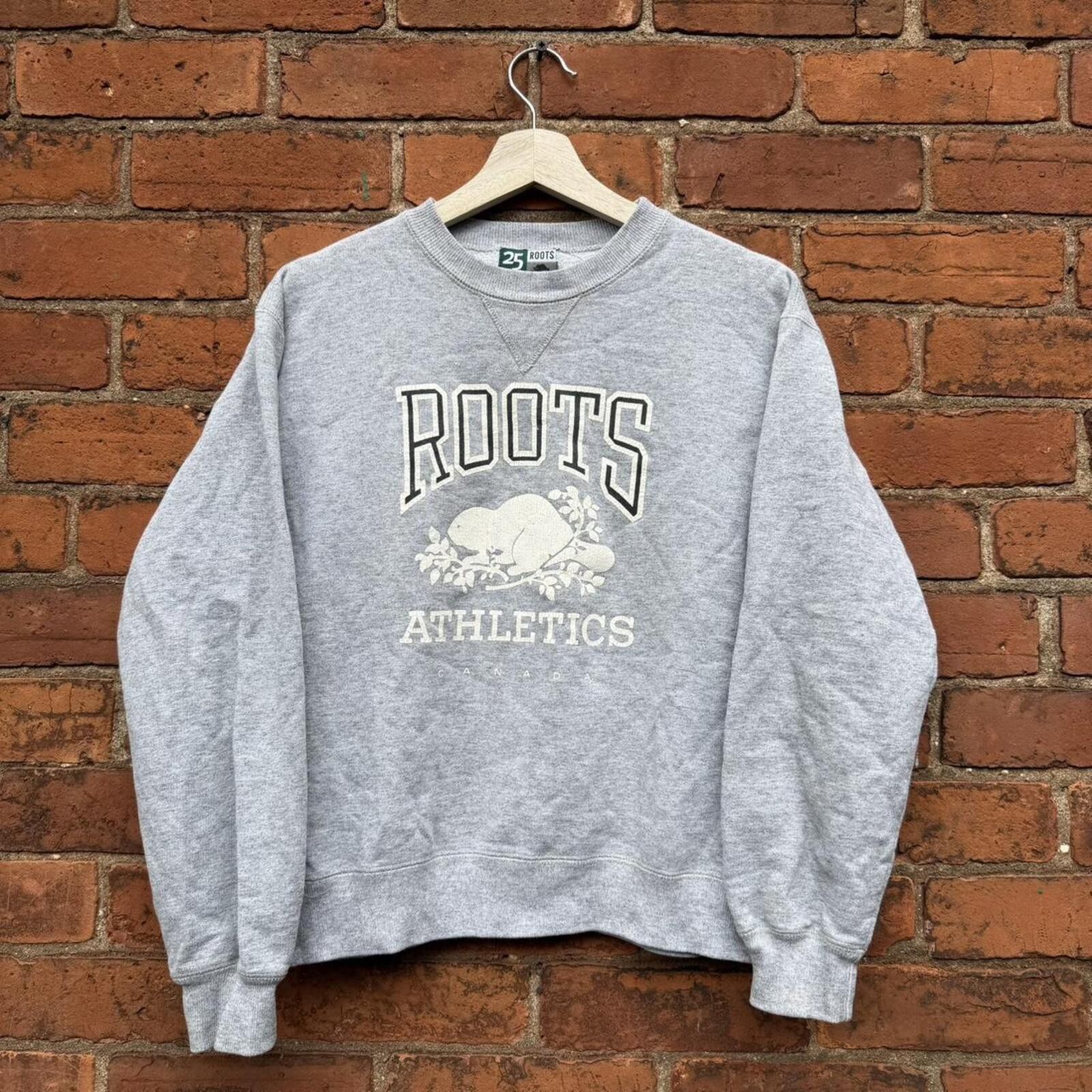 Roots vintage roots athletics Canada crewneck sweatshirt 00s XS/S Size US XS / EU 42 / 0 - 1 Thumbnail