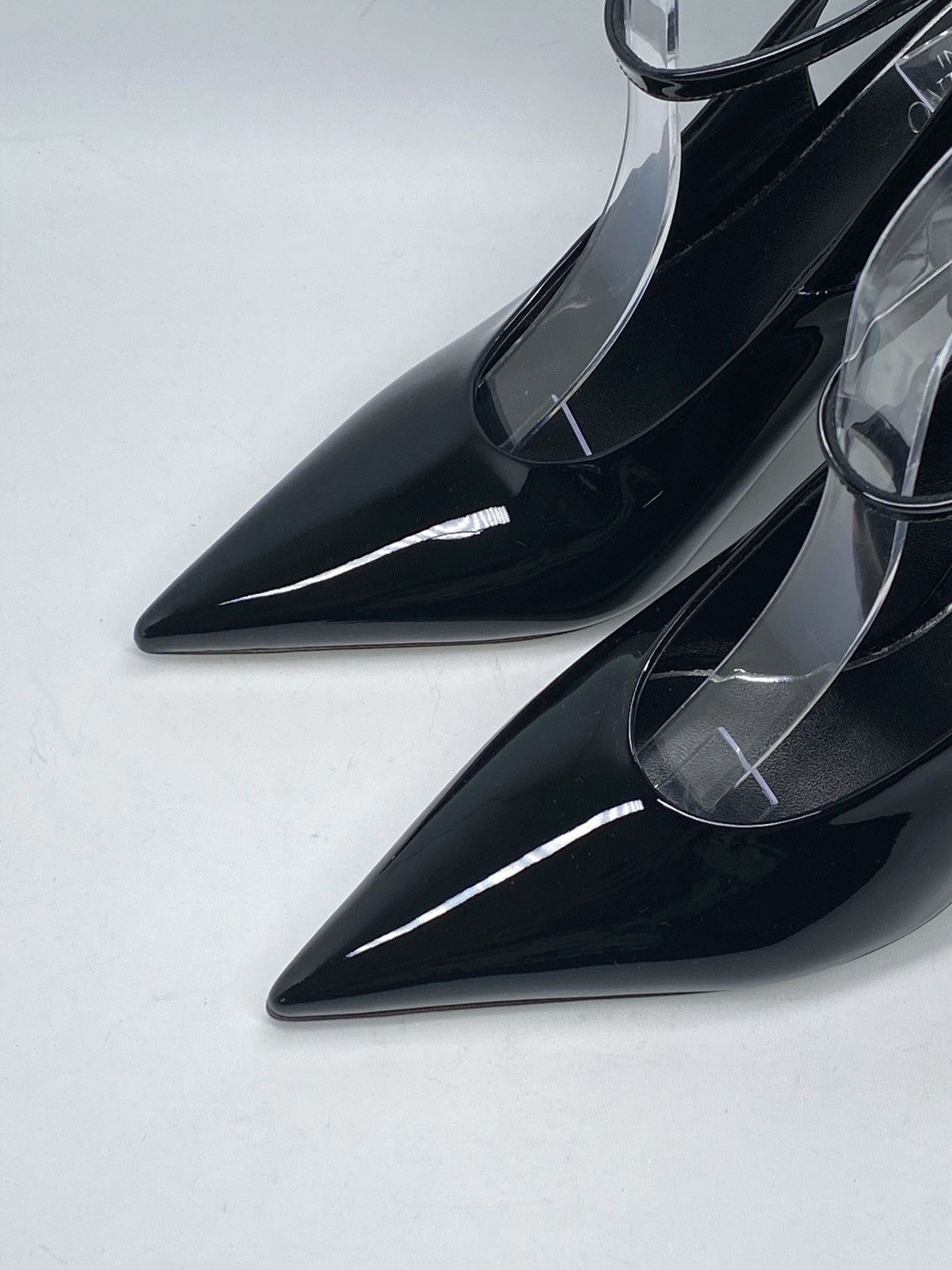 Valentino Valentino Garavani One Stud Patent Leather Pumps size 37 Size US 7 / IT 37 - 4 Thumbnail