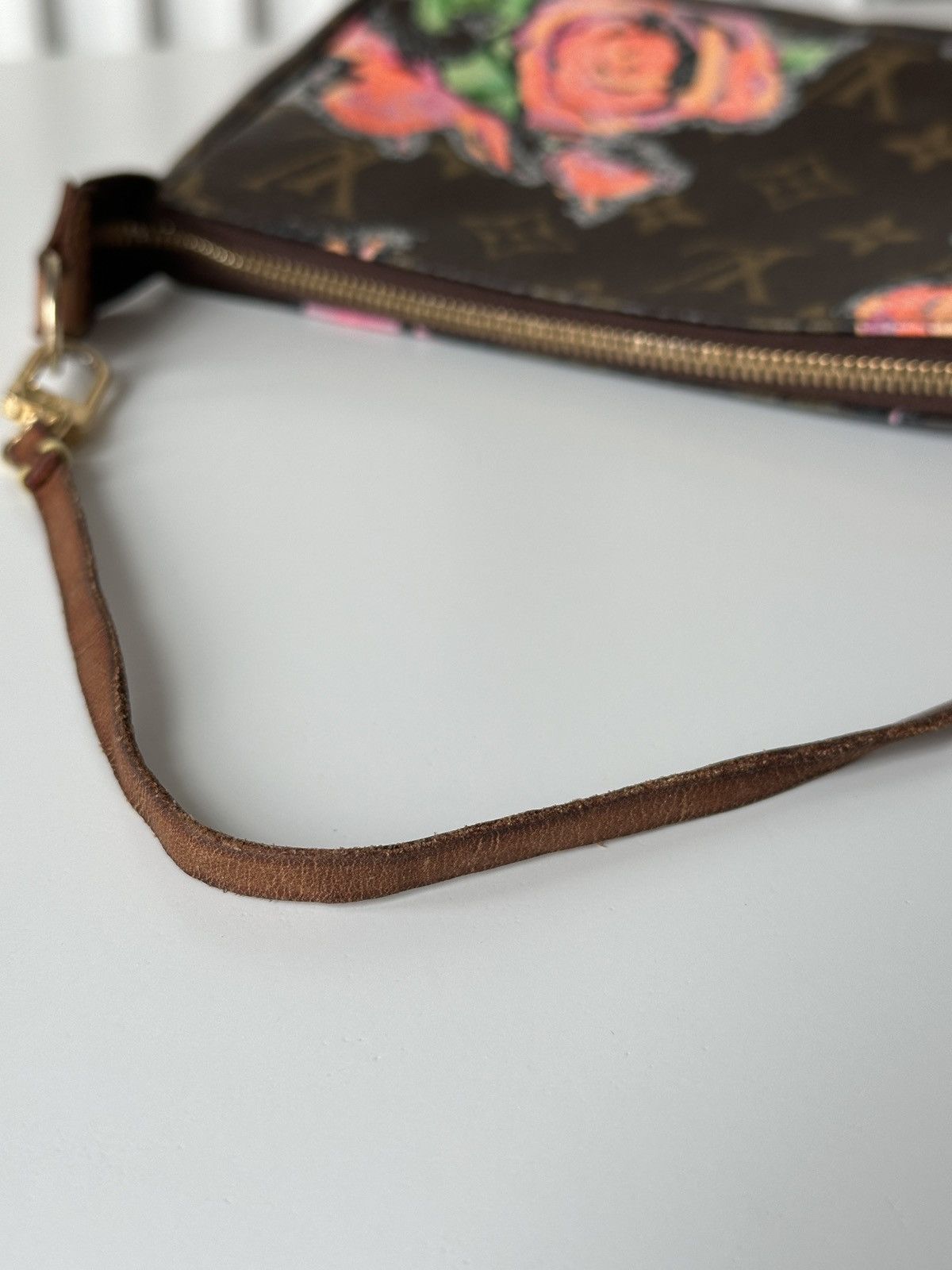 Louis Vuitton LOUIS VUITTON Pochette Bag Accessories Stephen Sprouse Roses Size ONE SIZE - 16 Thumbnail