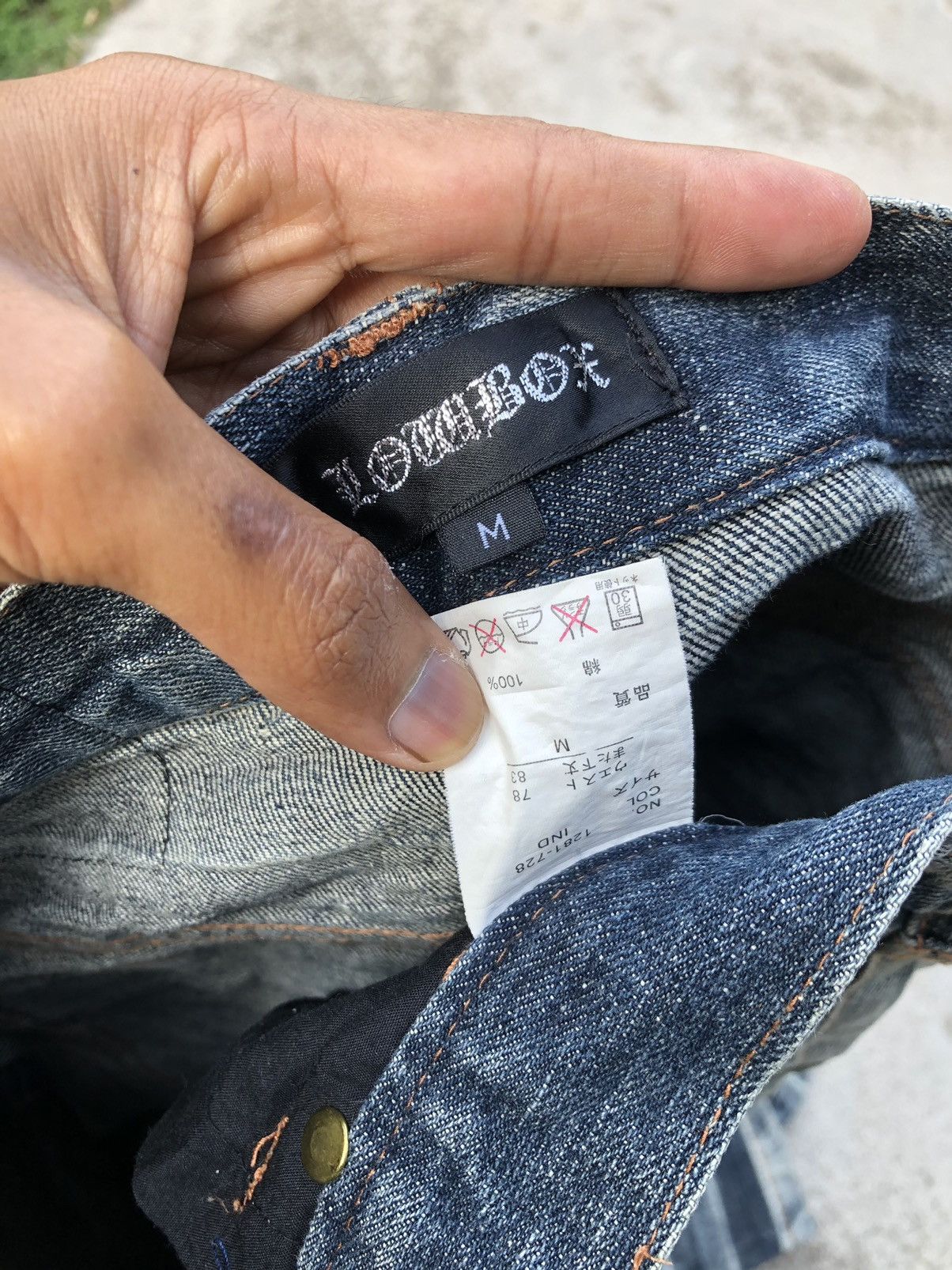 Japanese Brand FLARED LOWBOX DISTRESSED JEANS Size US 30 / EU 46 - 3 Thumbnail