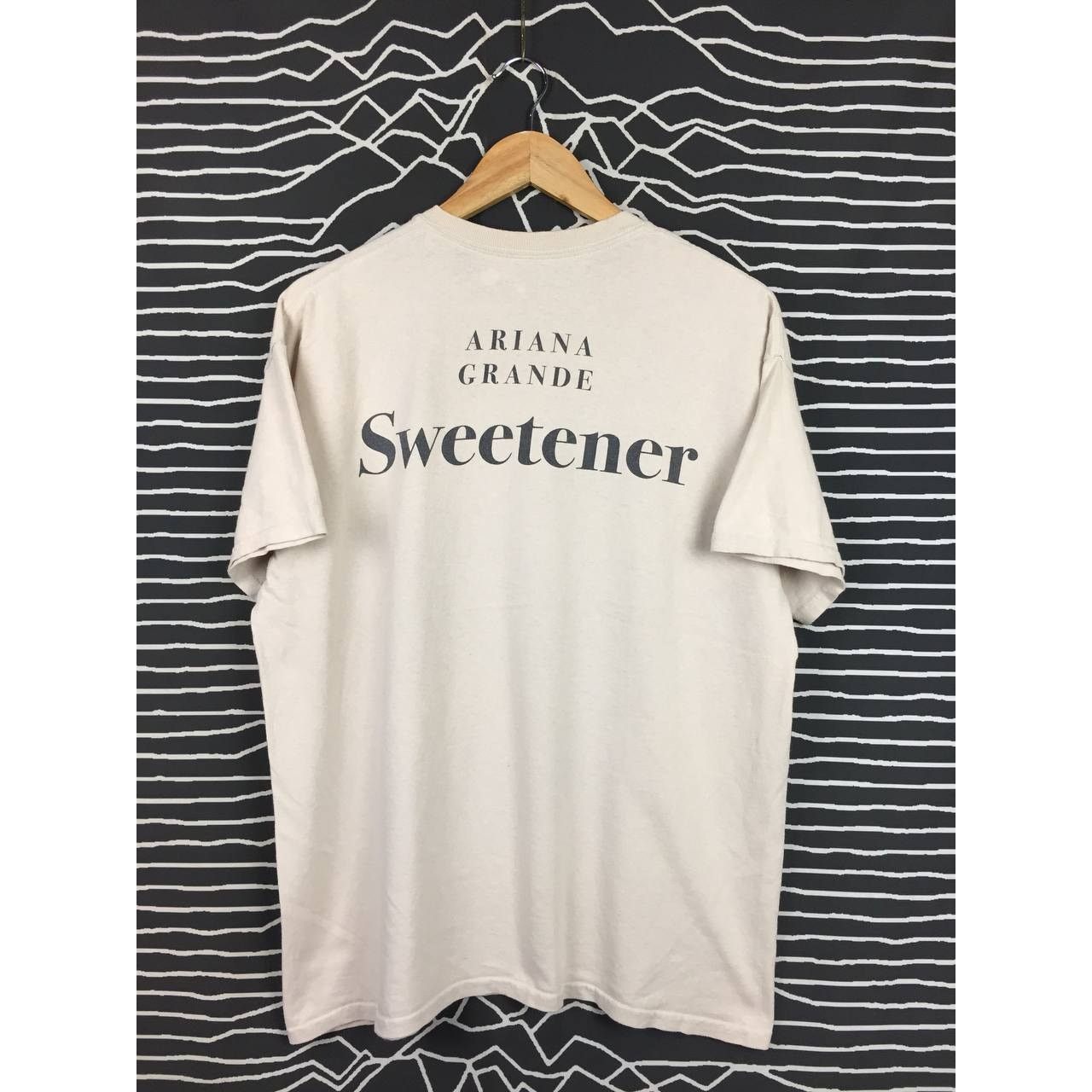Band Tees Ariana Grande American Pop Star Sweetener Graphic Tee Size US L / EU 52-54 / 3 - 10 Thumbnail