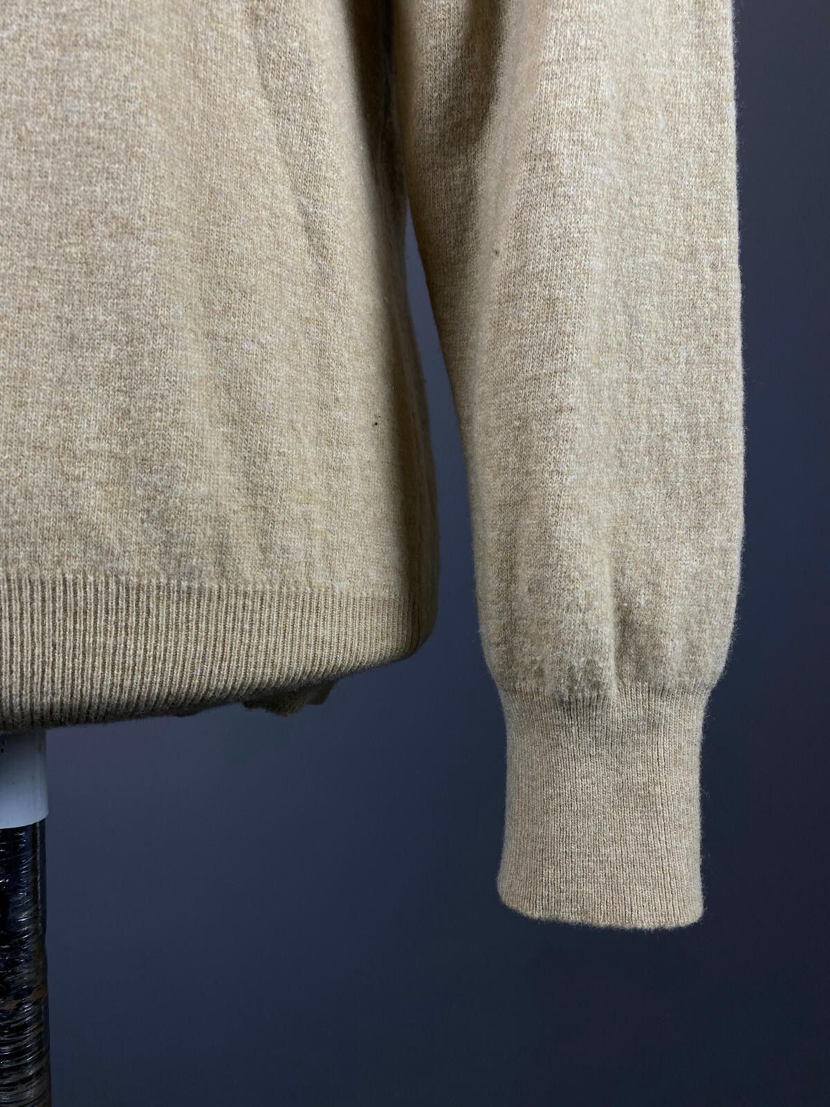 Designer Men Boggi Beige Wool V-Necl Long Sleeve Sweater Size 56 Size US M / EU 48-50 / 2 - 6 Thumbnail