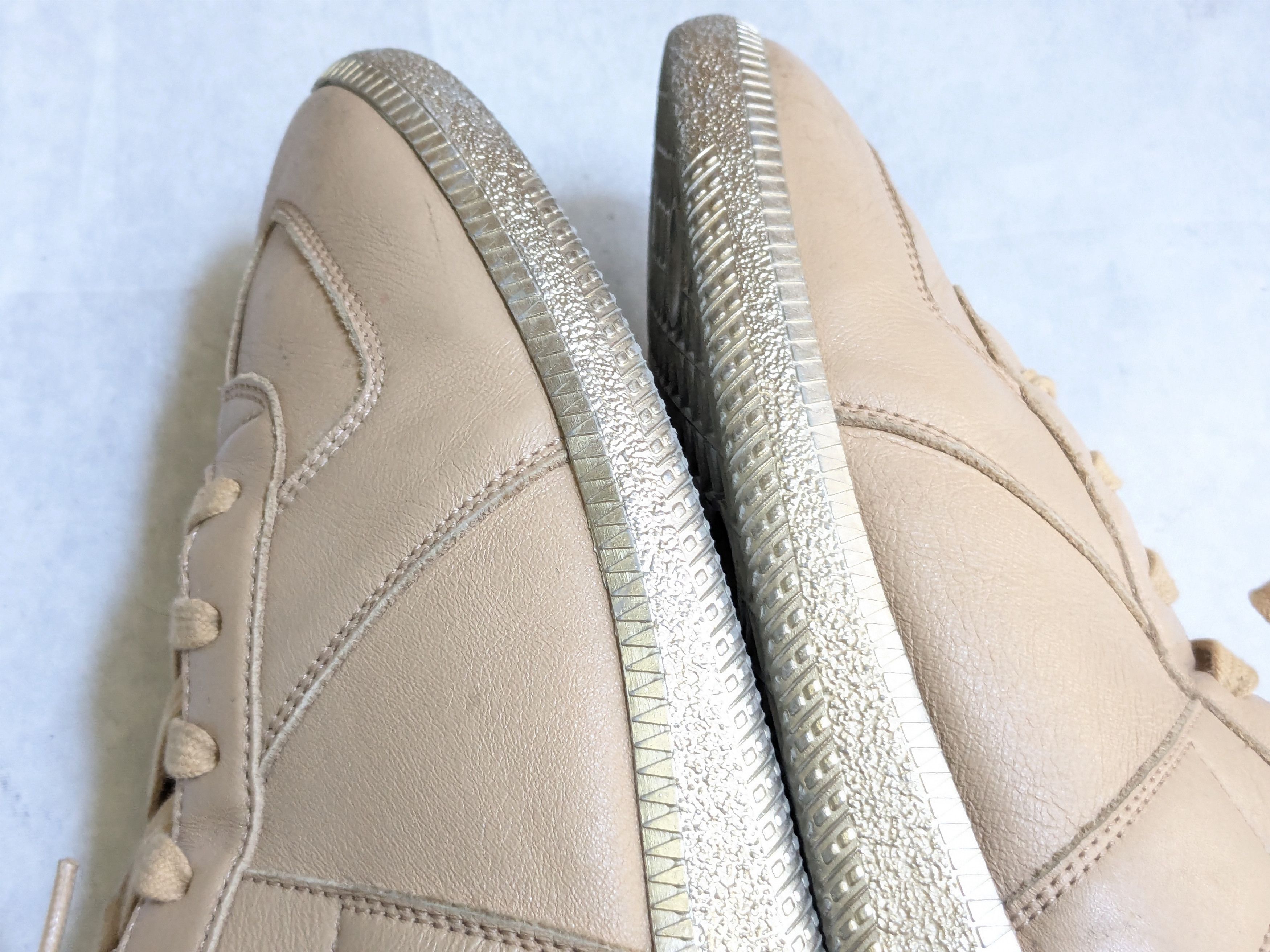 Maison Margiela Maison Margiela Replica GAT Silver 11 44 Low Tops Leather Size US 11 / EU 44 - 13 Thumbnail