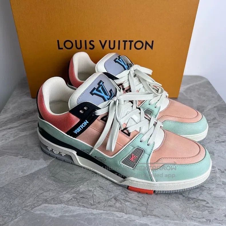 Louis Vuitton Louis Vuitton Pink, green and black color-block Trainer sn Size US 8 / EU 41 - 3 Thumbnail