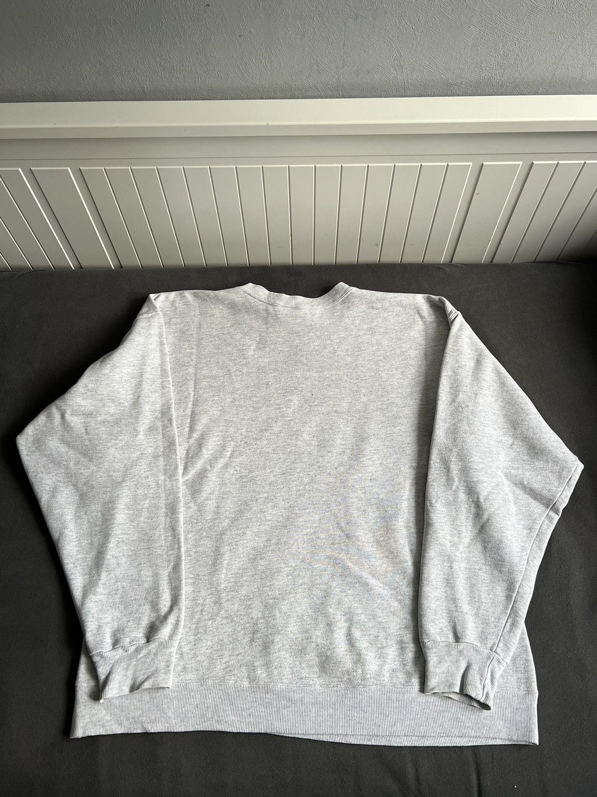 Nike Vintage Nike Mr Robinson Crewneck 90s VERY RARE Size US L / EU 52-54 / 3 - 6 Thumbnail