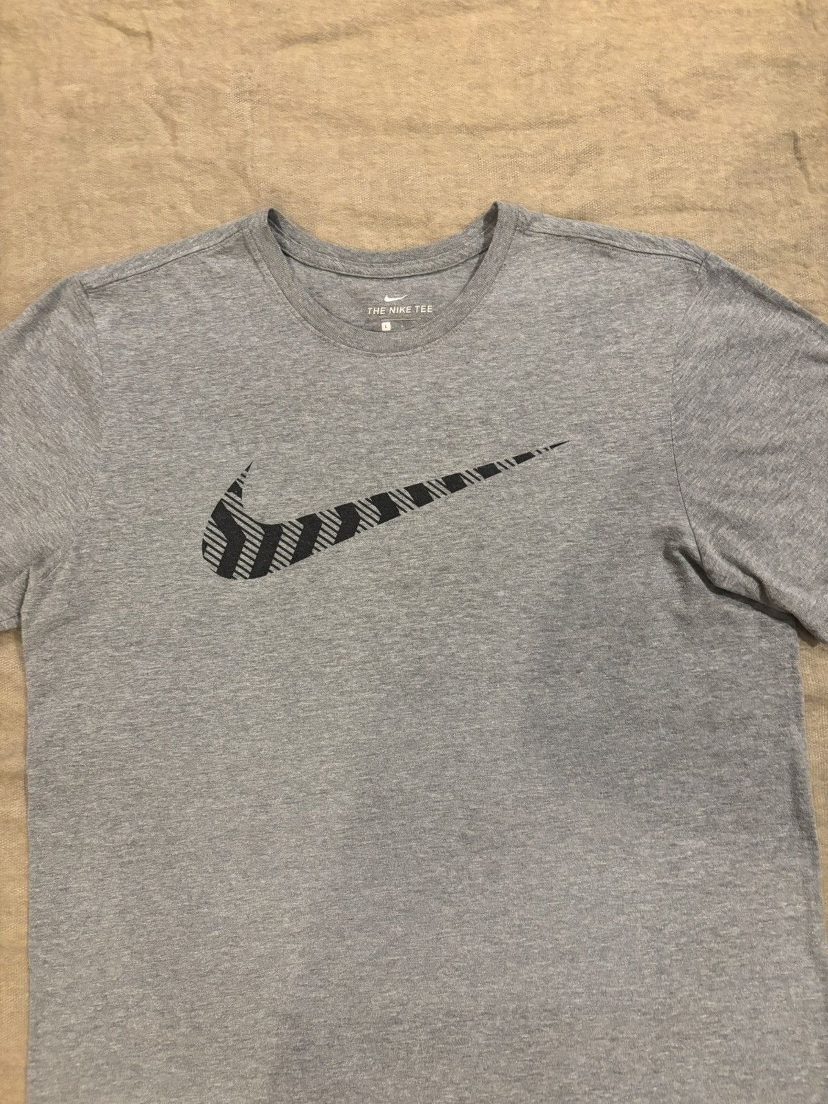 Nike Nike T.shirt.mt-120 Size US L / EU 52-54 / 3 - 2 Thumbnail