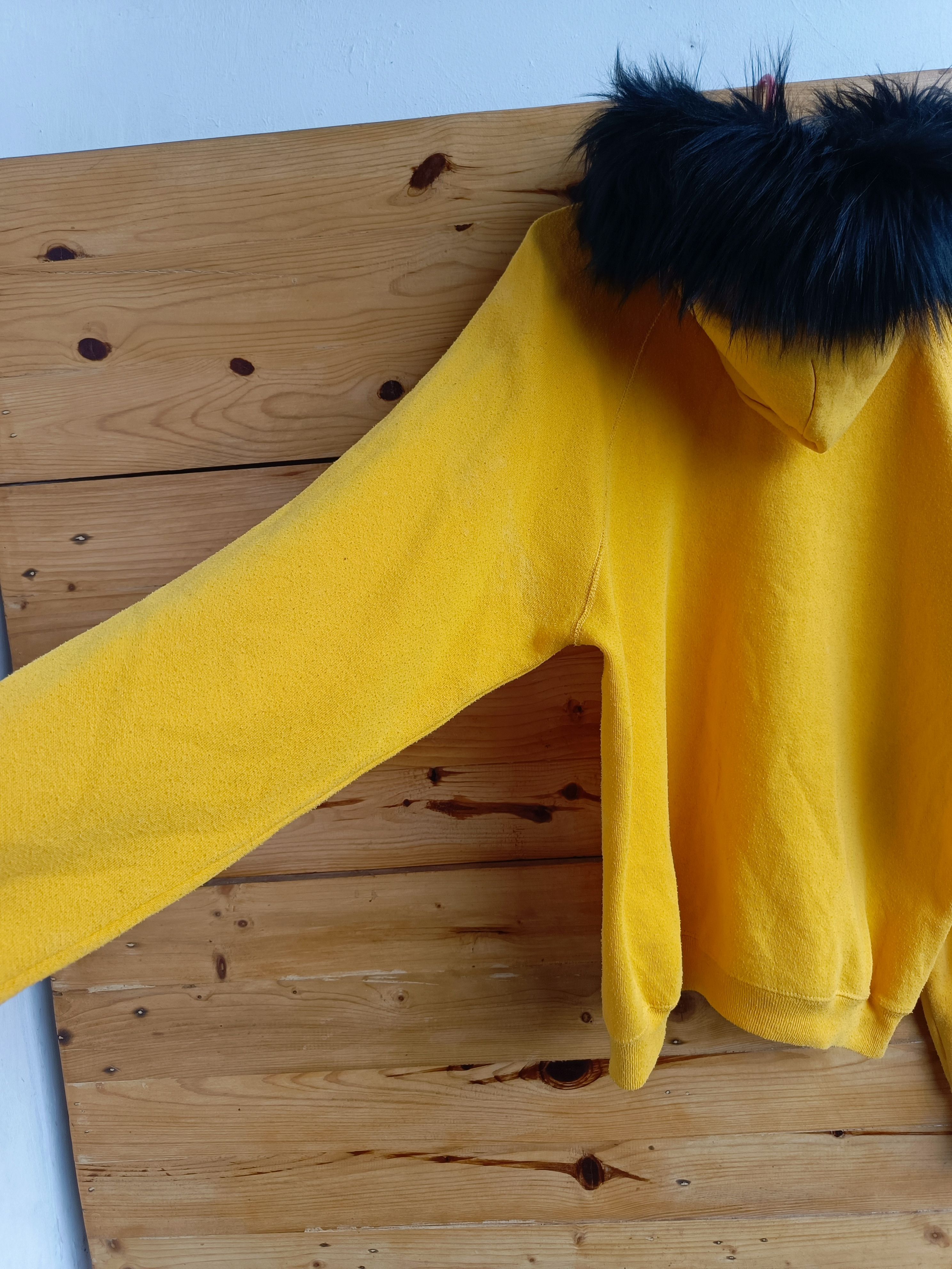 Vintage 90's Lee 50:50 Yellow Fur Hoodie Size US L / EU 52-54 / 3 - 10 Thumbnail