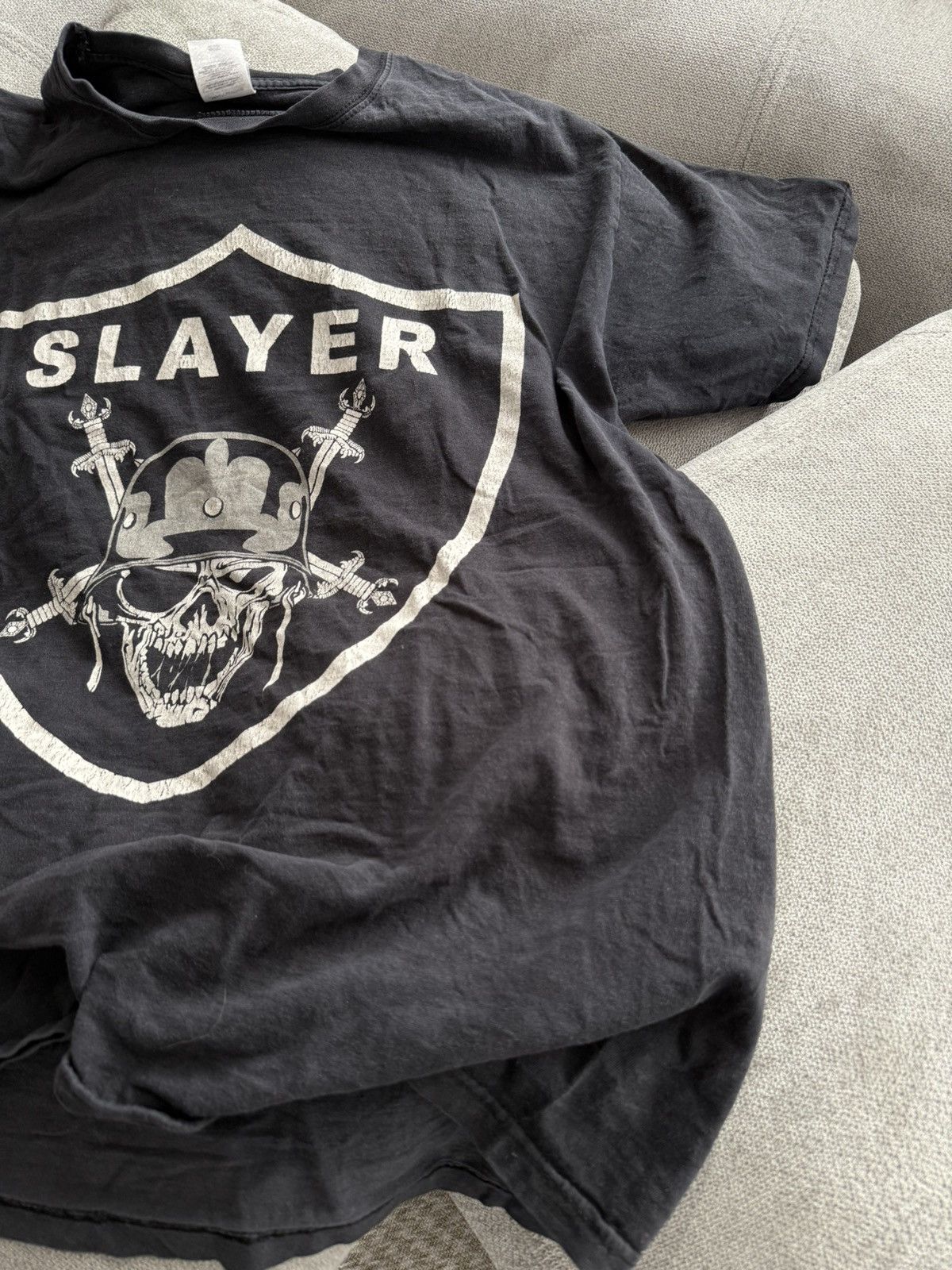 Slayer Vintage Slayer 2000s Raiders Rock T-Shirt Size US L / EU 52-54 / 3 - 7 Thumbnail