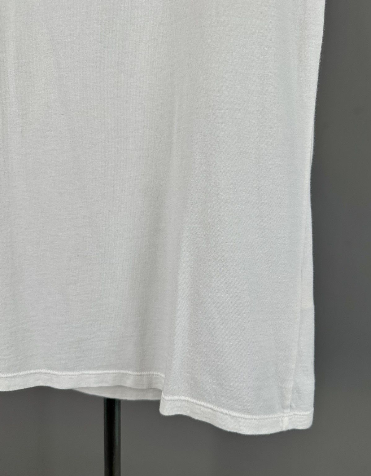 Maison Margiela Maison Margiela - Line 10 - S/S07 Flower Embroidered Tee Size US S / EU 44-46 / 1 - 7 Thumbnail