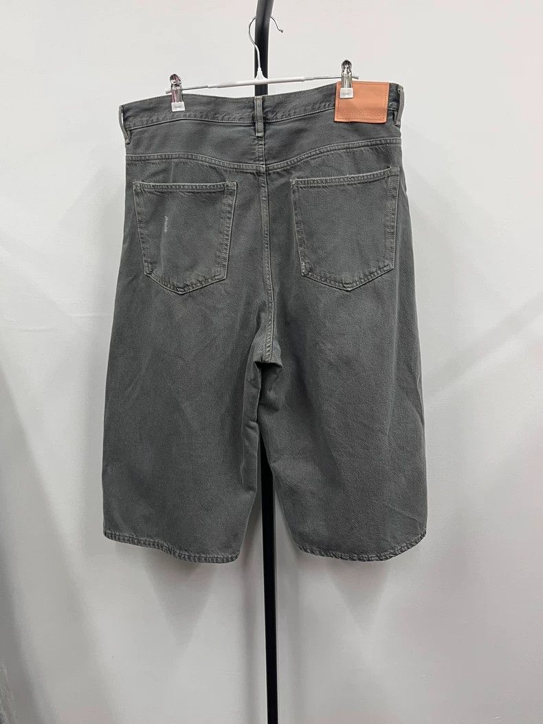 Acne Studios Acne Studios Ripped denim shorts Size US 33 - 2 Thumbnail
