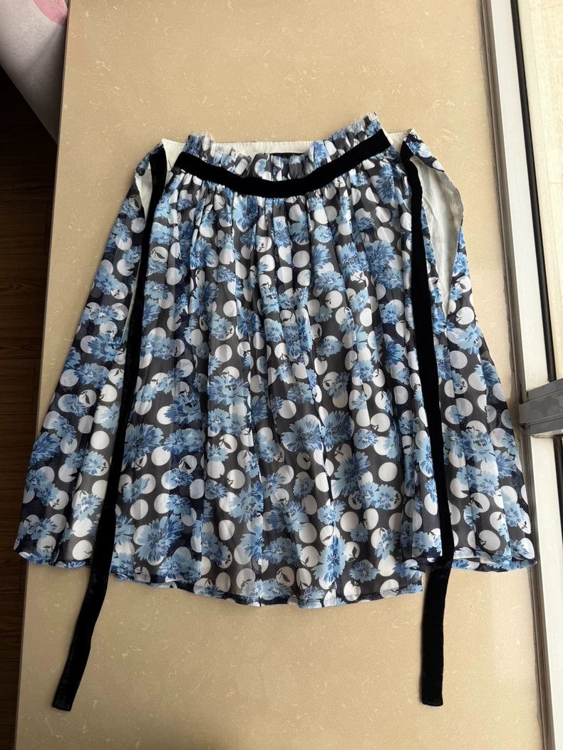 Comme des Garcons Comme Des Garcons size S Strap skirt Size 23" - 2 Thumbnail