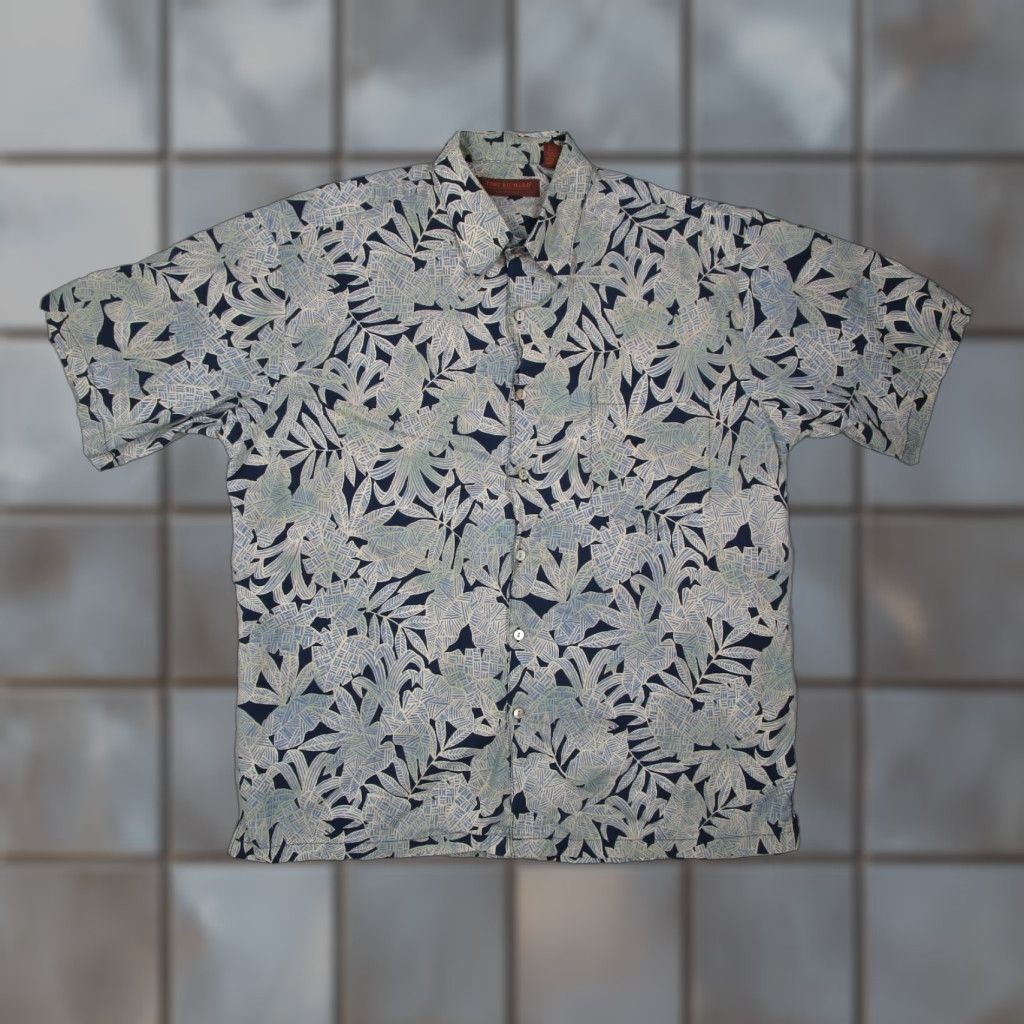 Tori Richard Tori Richard Shirt Mens Large Blue Floral Short Sleeve Button-Up Hawaiian Cotton Lawn USA Size US L / EU 52-54 / 3 - 1 Thumbnail