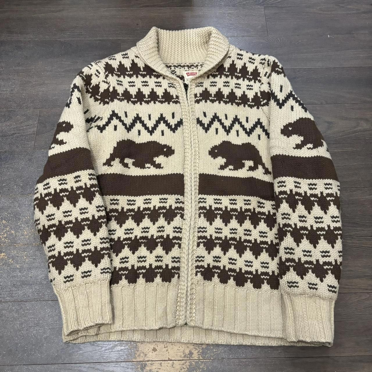 Levi's vintage Levi’s cowichan sweatshirt 00s L Size US L / EU 52-54 / 3 - 3 Thumbnail