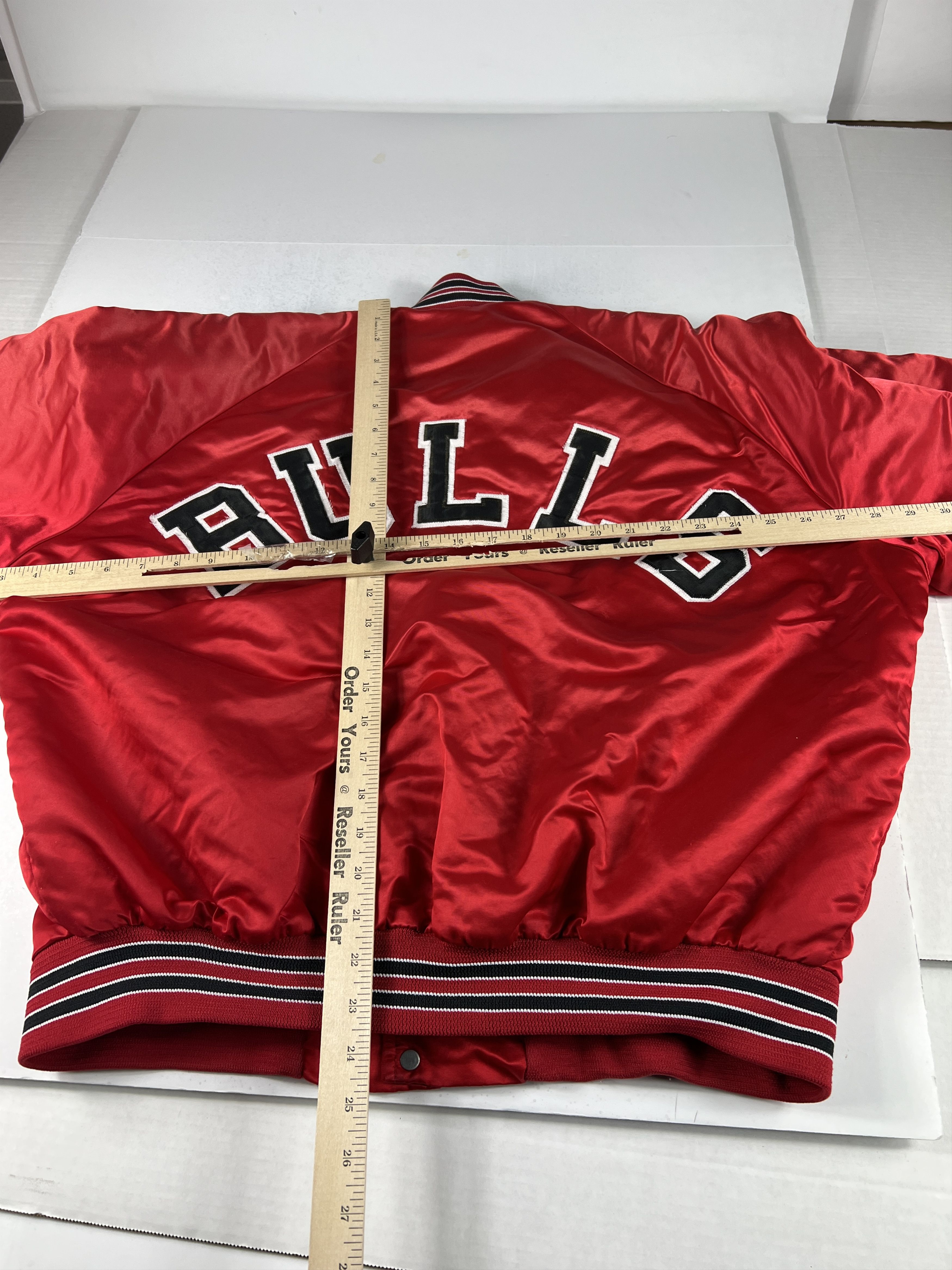 Chalk Line × NBA VTG 90s NBA Chicago Bulls Satin Jacket Snap Button Bomber Size US XL / EU 56 / 4 - 13 Thumbnail