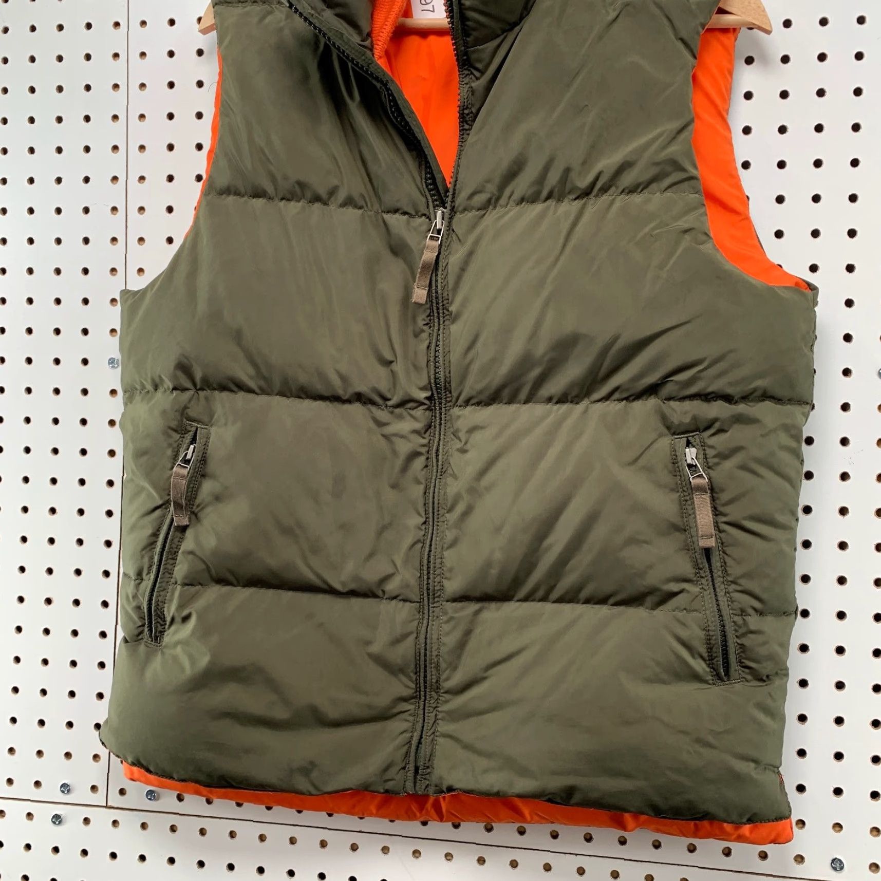 J.Crew J.CREW Down Puffer Vest Jacket Men Small Green Olive Green Oranger Liner Outdoor Vest, Puffer, Down, Winter, Fall, Spring, Men Size US L / EU 52-54 / 3 - 5 Thumbnail