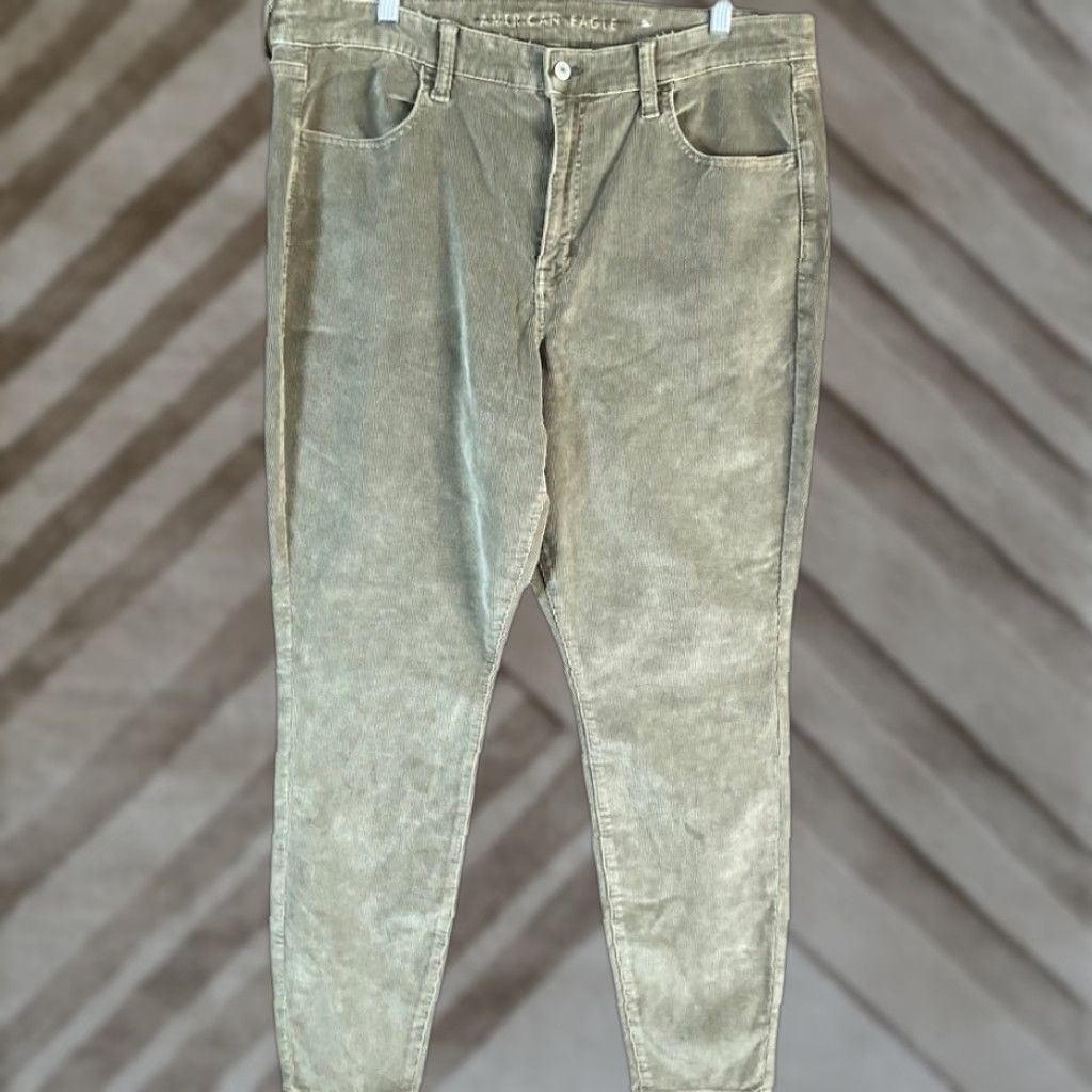 American Eagle Outfitters American Eagle Womens Pants Green Corduroy High Rise Jegging Stretch 18 Plus Size 25" / US 0 / IT 36 - 1 Thumbnail