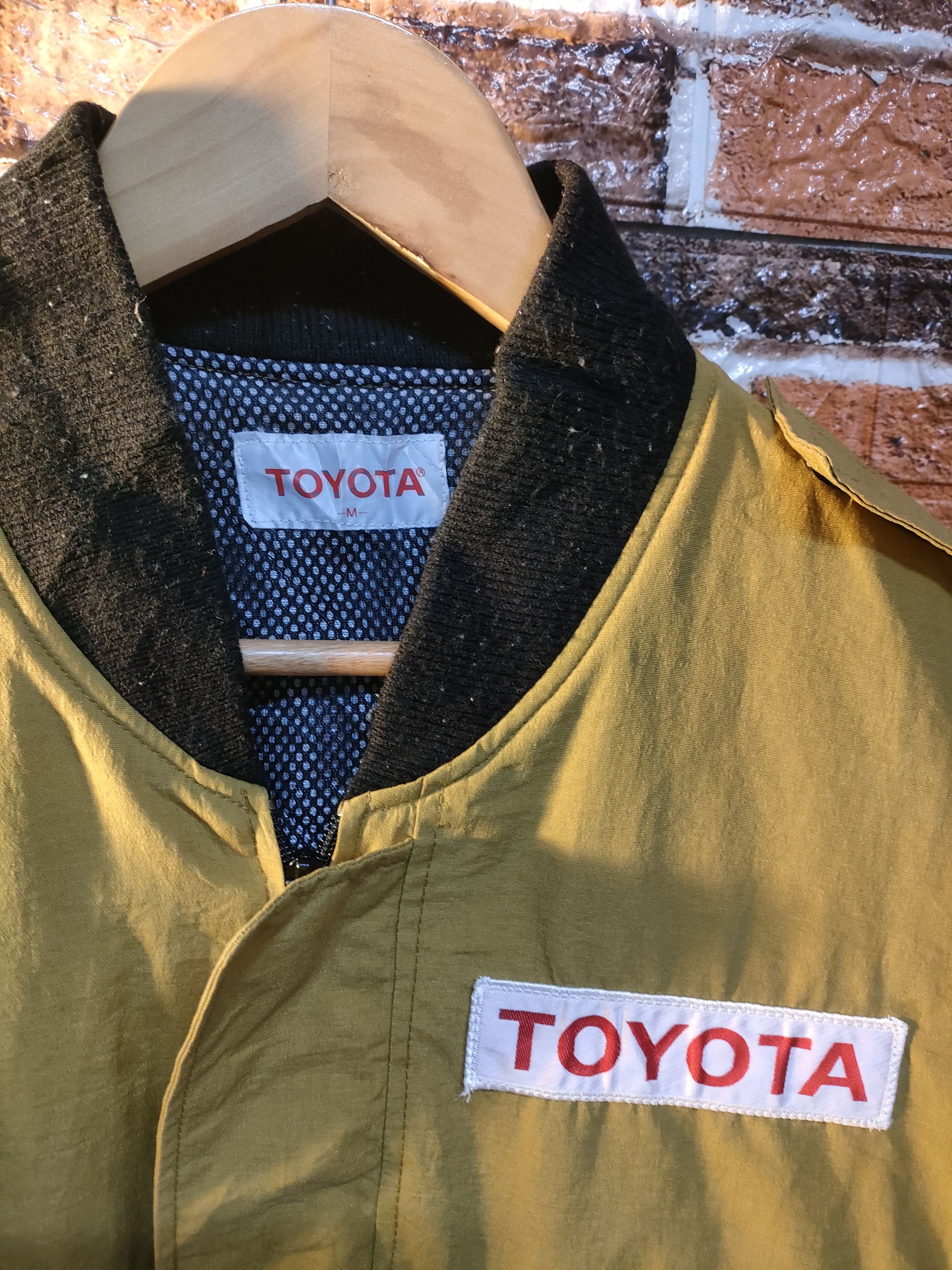Vintage Vintage Toyota Bomber Jacket Size US M / EU 48-50 / 2 - 5 Thumbnail