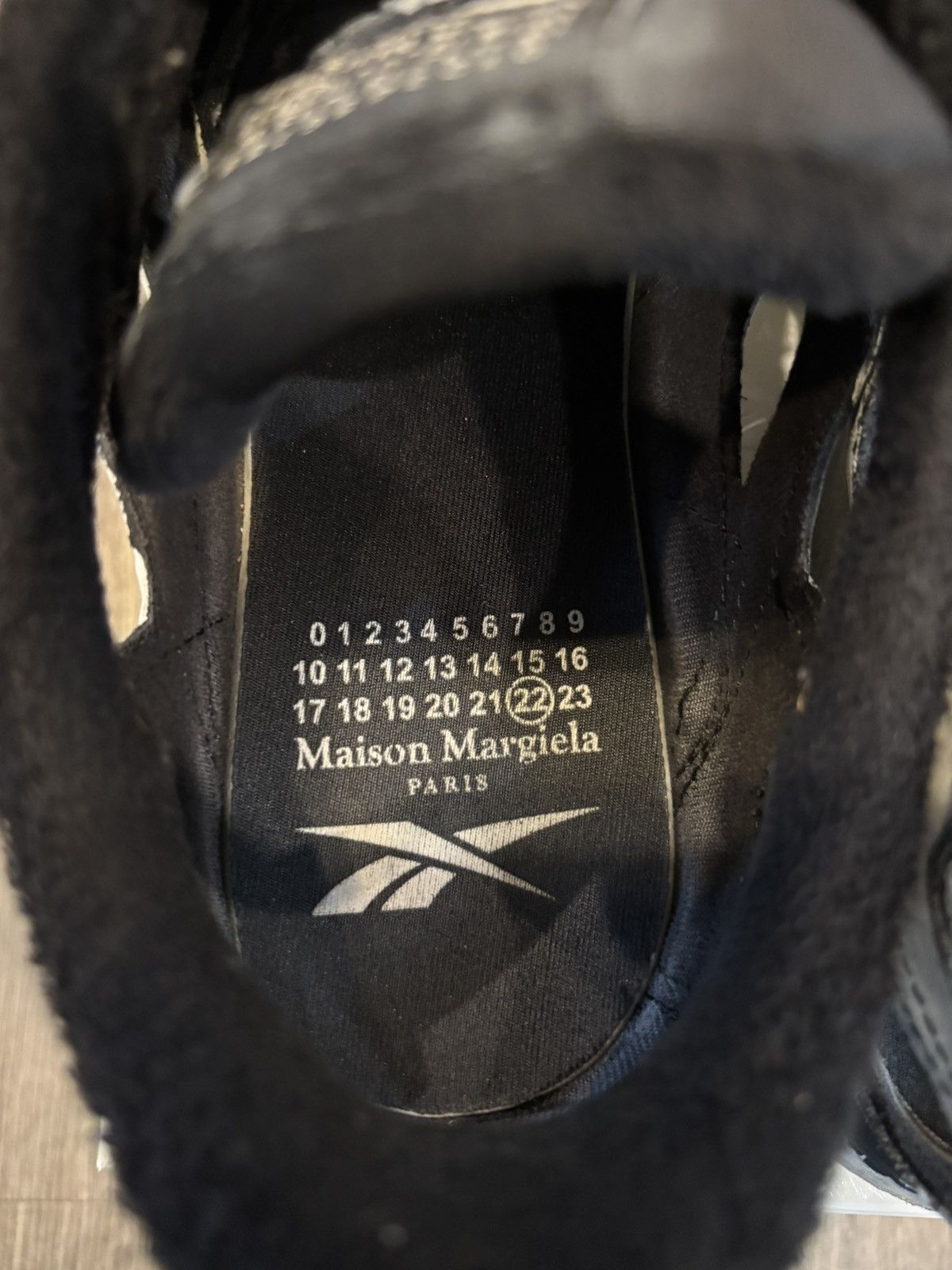 Maison Margiela × Reebok Maison Margiela X Reebok Classic Leather Tabi 🦶 Size US 9.5 / EU 42-43 - 3 Thumbnail
