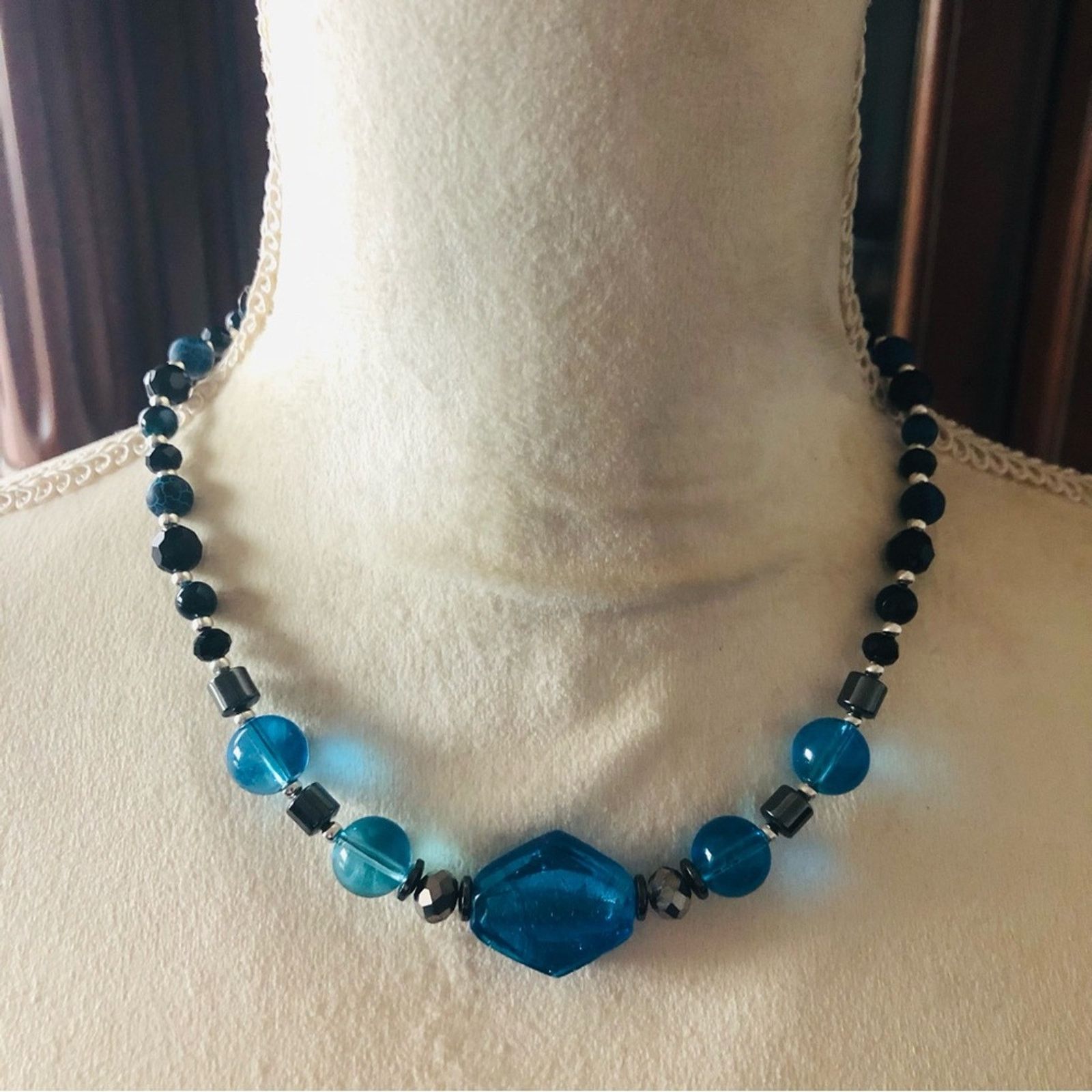 Handmade Handcrafted repurpose glass apatite agate hematite necklace Size ONE SIZE - 2 Thumbnail