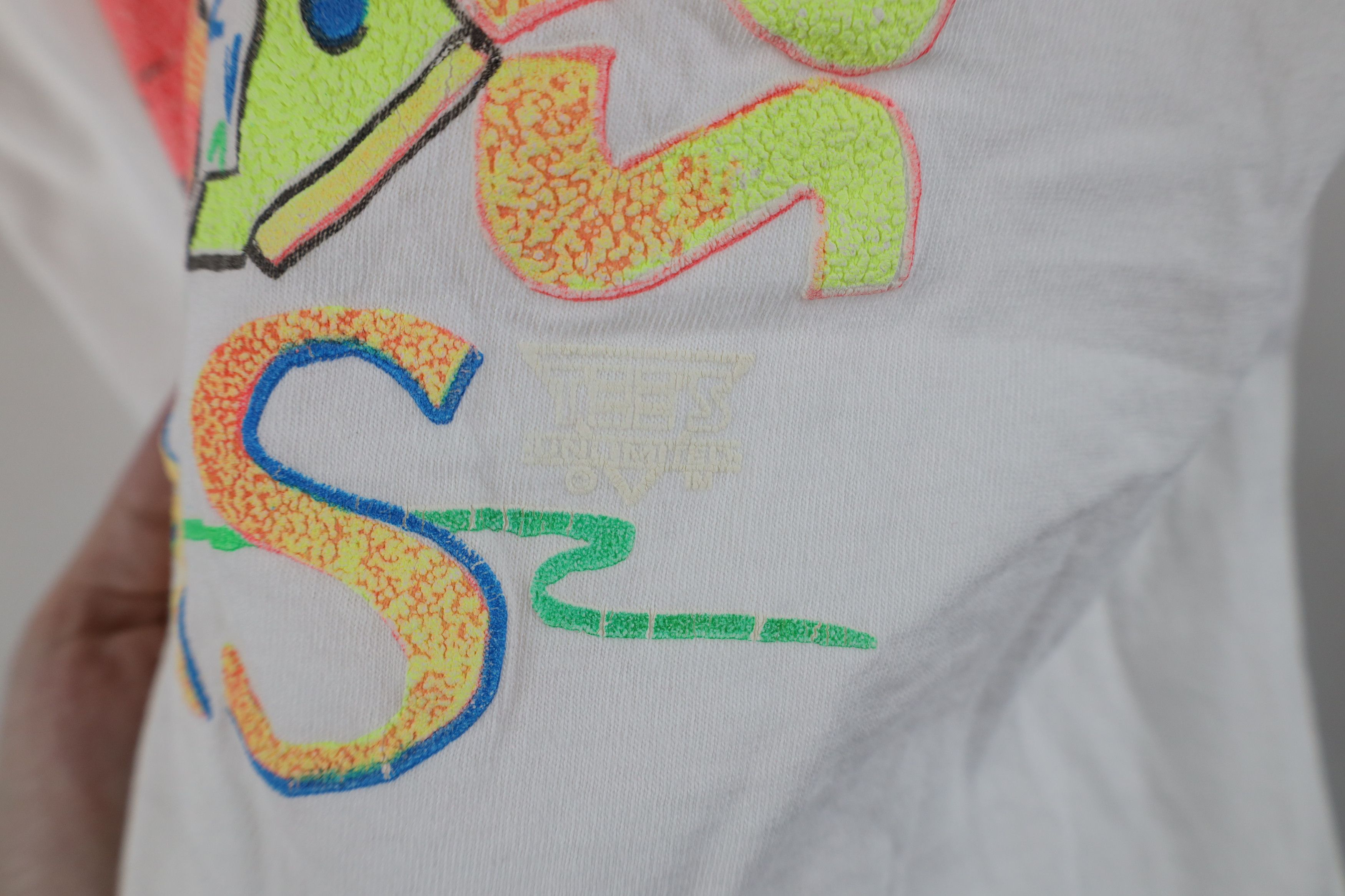 Vintage Vintage 90s Streetwear Texas Hot Chili Peppers T-Shirt Size US L / EU 52-54 / 3 - 5 Thumbnail
