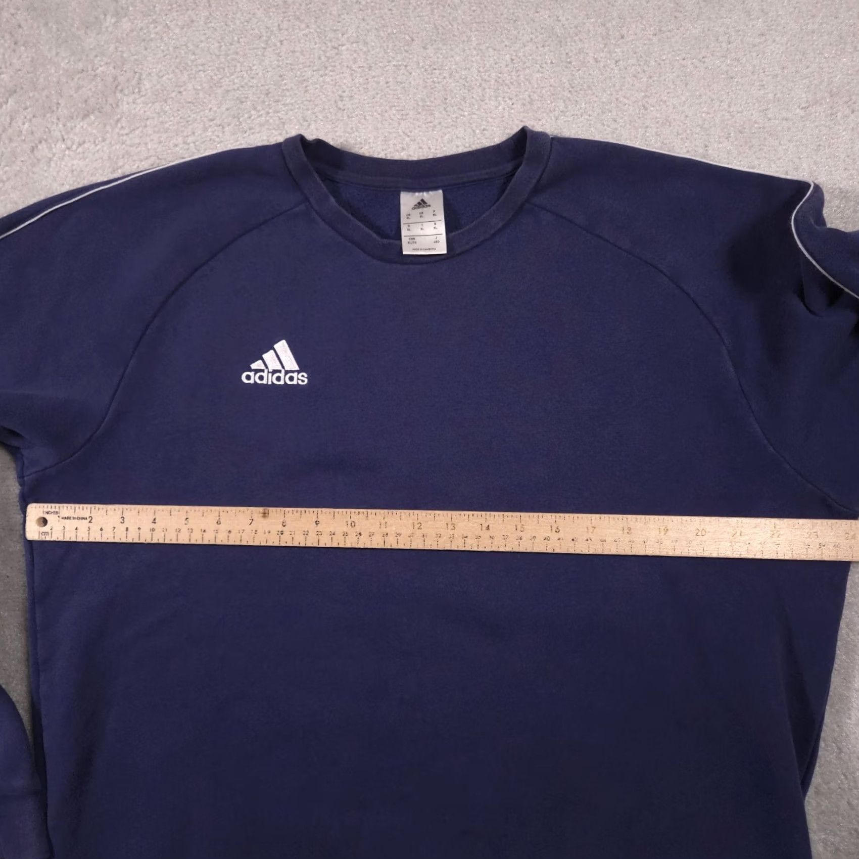 Adidas Vintage Adidas Sweatshirt 90s Size XL Navy Blue Embroidered Logo Sport Crewneck - Sleeve Length: Long Size US XL / EU 56 / 4 - 5 Thumbnail