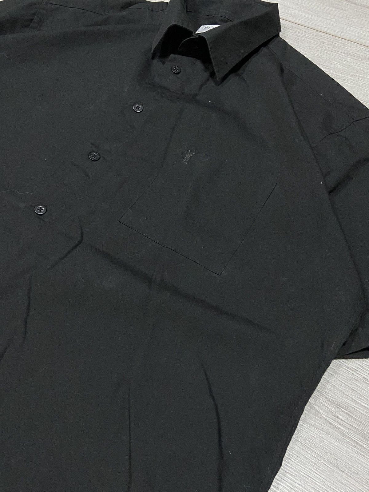 Yves Saint Laurent Yves Saint Laurent buttons shirt Size US M / EU 48-50 / 2 - 4 Thumbnail