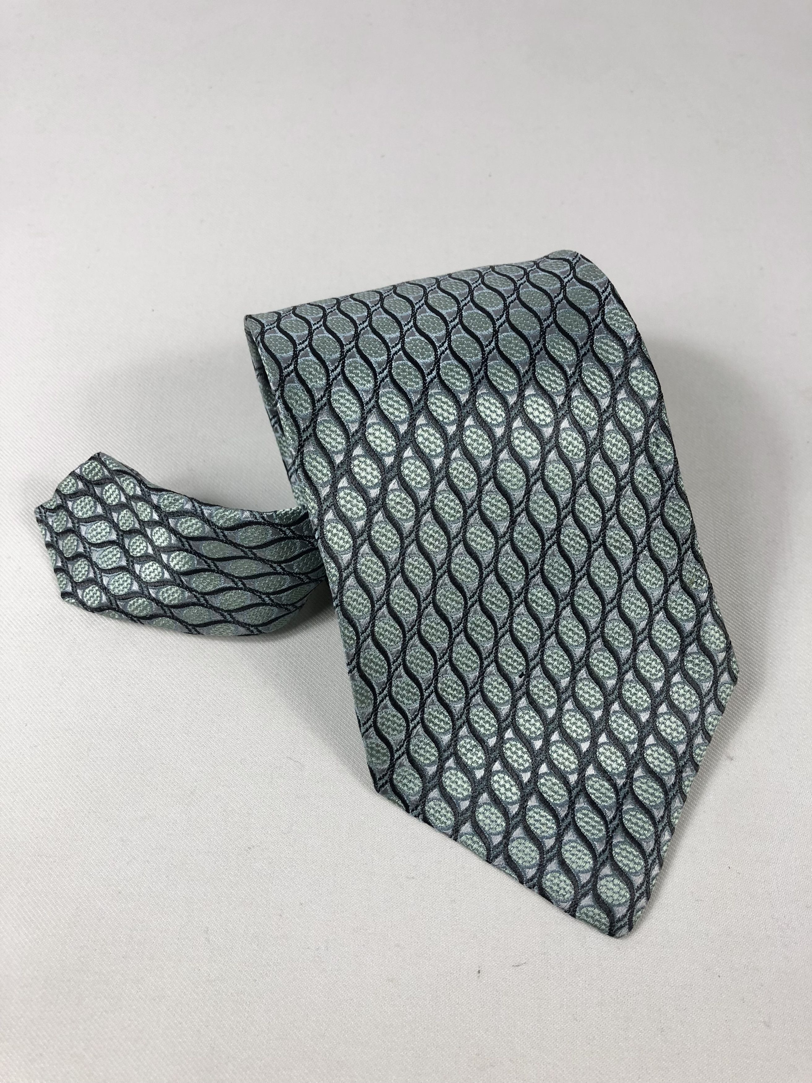 Ermenegildo Zegna Rare Ermenegildo Zegna Silk Tie Made in Italy Size ONE SIZE - 9 Thumbnail