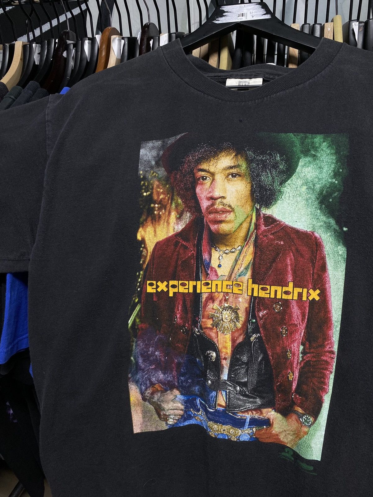Vintage 90’s Vintage Jimi Hendrix Band Tee Shirt Large Size US L / EU 52-54 / 3 - 1 Thumbnail