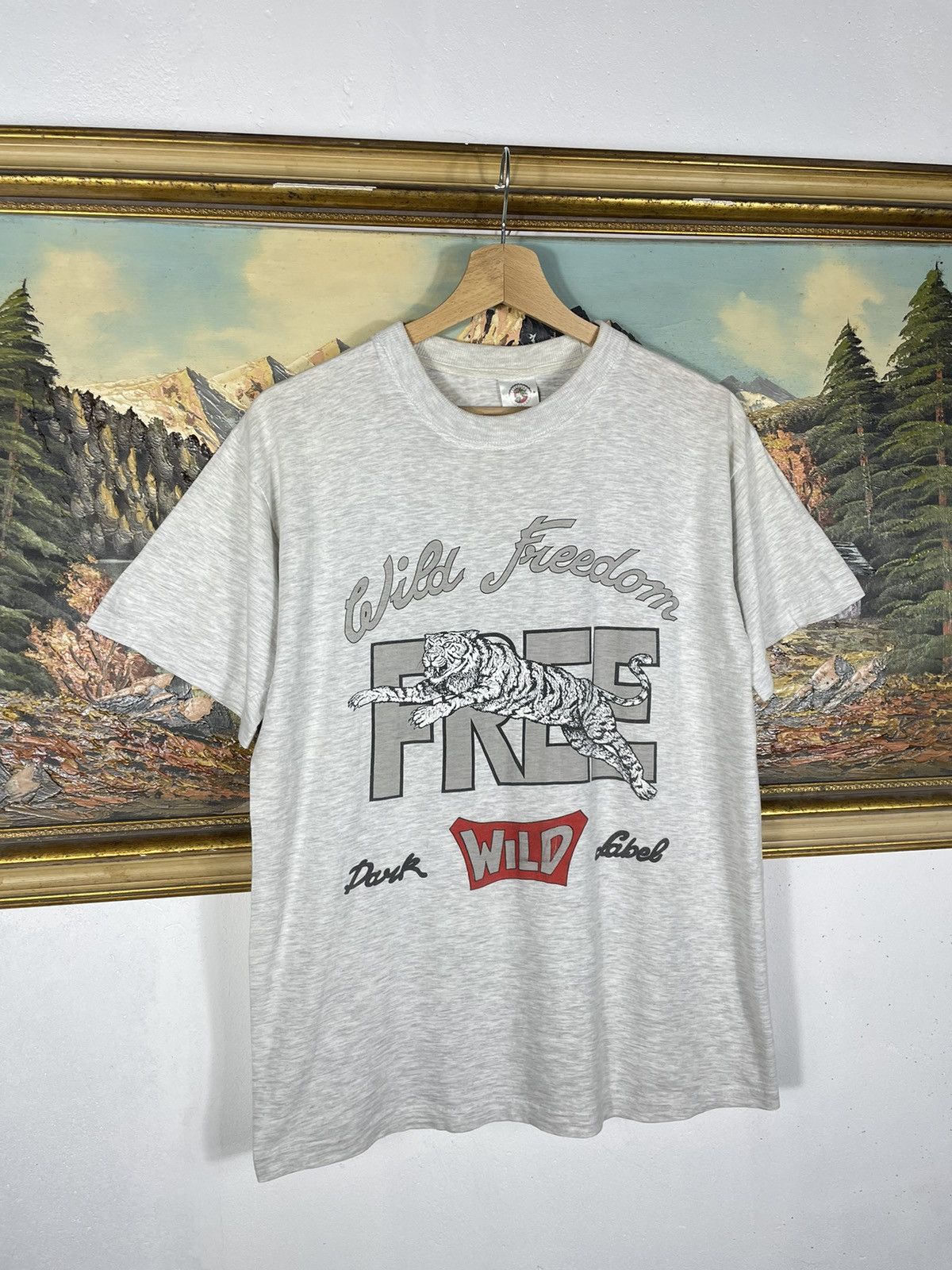 Vintage Grey Vintage Retro 90s T shirt Tee Wild Freedom Baggy Boxy Size US M / EU 48-50 / 2 - 3 Thumbnail