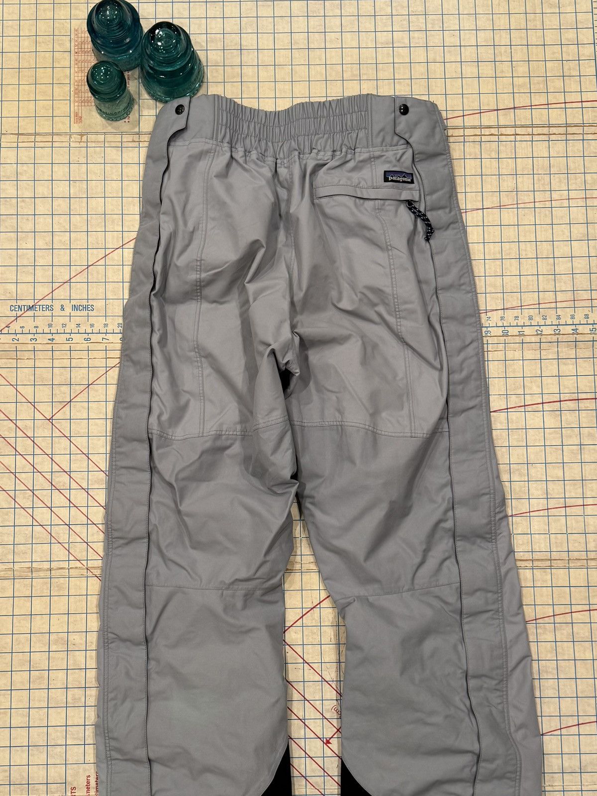Patagonia Vintage Patagonia Ski Snow Pants Light Grey Men Size 36 F00 Size US 36 / EU 52 - 14 Thumbnail