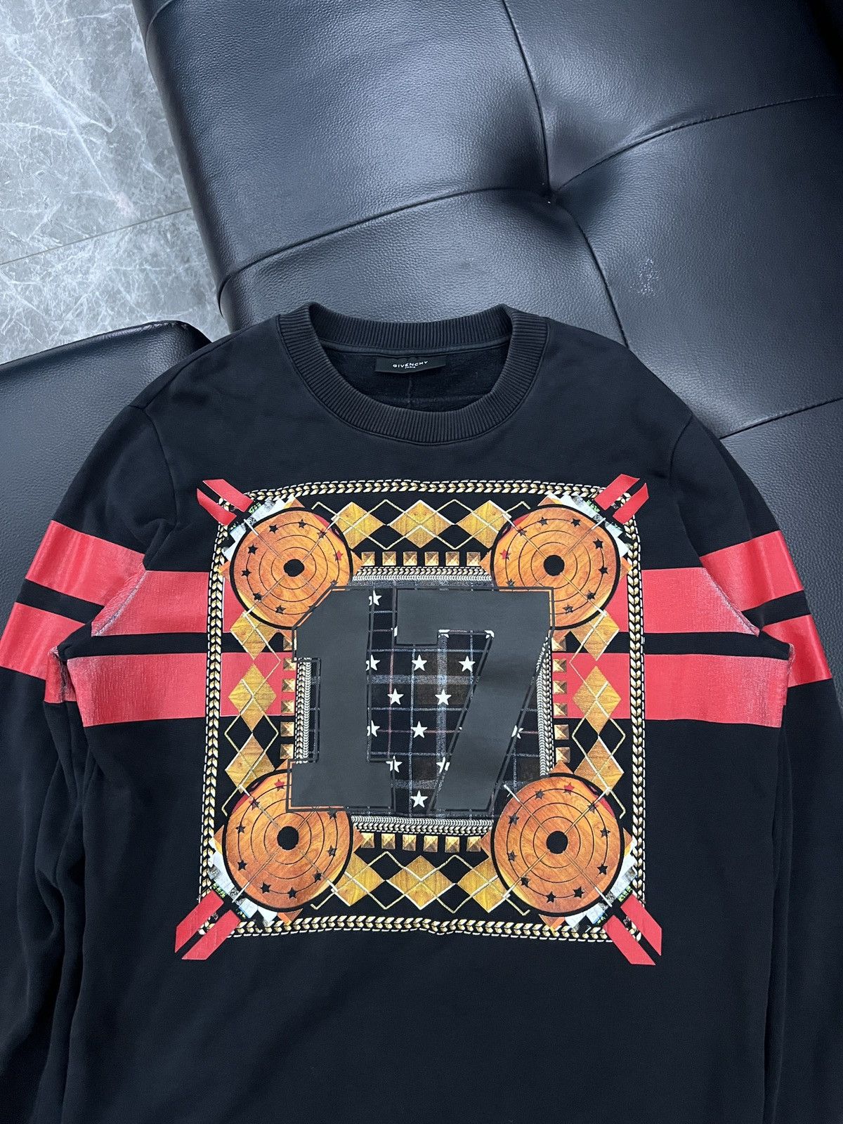 Givenchy Givenchy 2017 Bandana Motif Stripe Sweatshirt Size US XXS / EU 40 - 3 Thumbnail