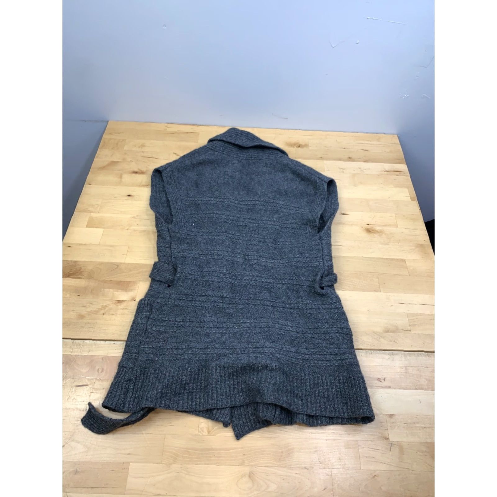 Gap GAP Open Front Sweater Cardigan Vest Womens S Gray Sleeveless 12337 Size S / US 4 / IT 40 - 7 Thumbnail