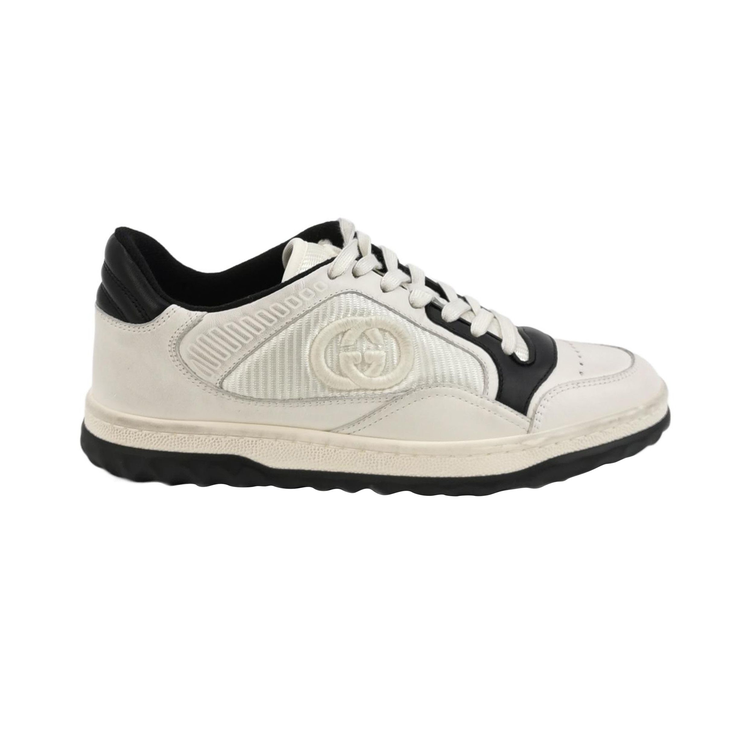 Gucci Gucci Women 5 Lowtop Sneakers Size US 5 / IT 35 - 1 Thumbnail