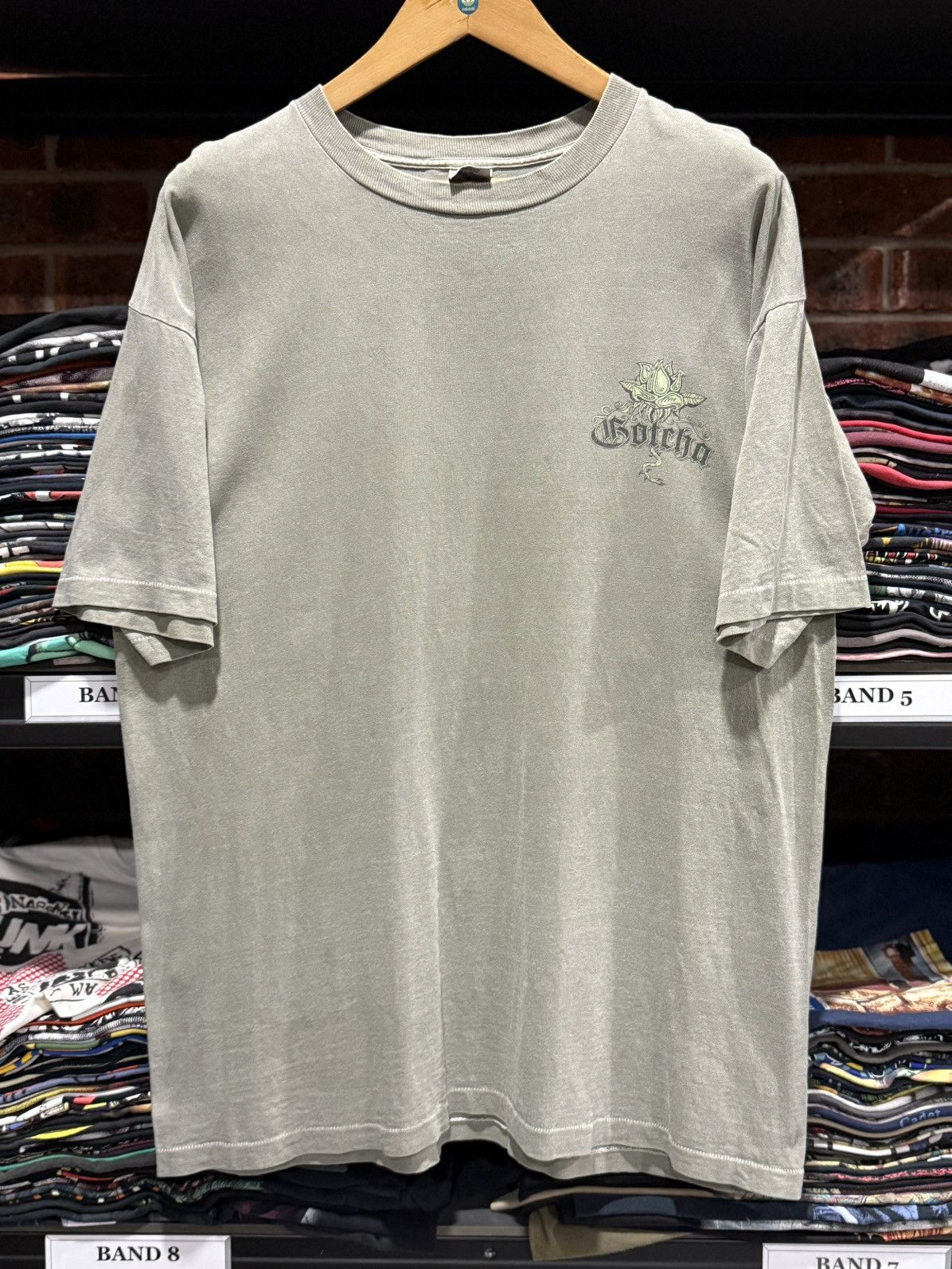 Gotcha × Vintage Vintage 90s Gotcha Surfwear Single Stitches Faded Tee Size US XL / EU 56 / 4 - 6 Thumbnail