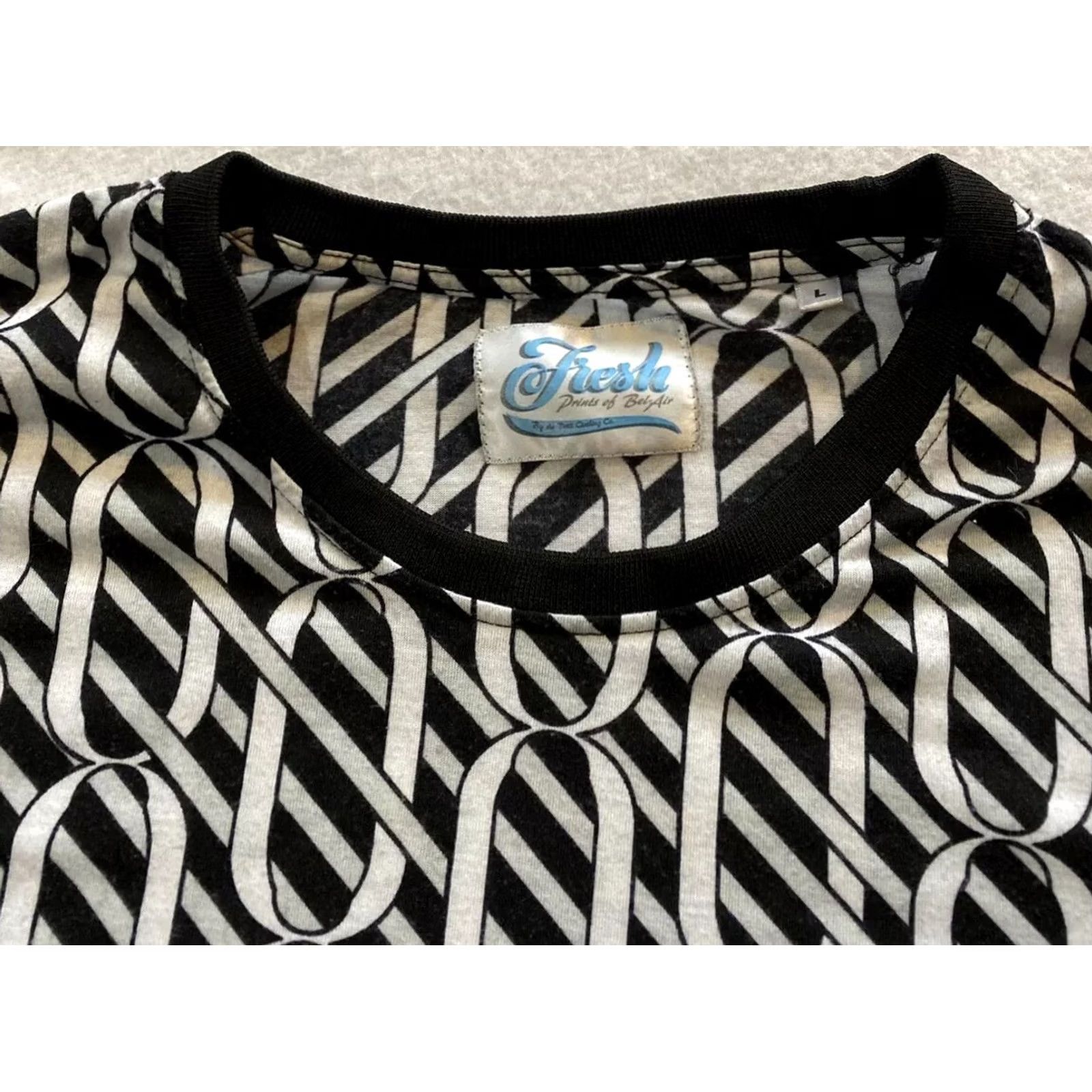 Vintage Fresh T Shirt Mens OG Graphic Black White L / 2-16 - Fitted Fresh Casual Mens Shirt Size L Black White OG Graphic Size US L / EU 52-54 / 3 - 2 Thumbnail