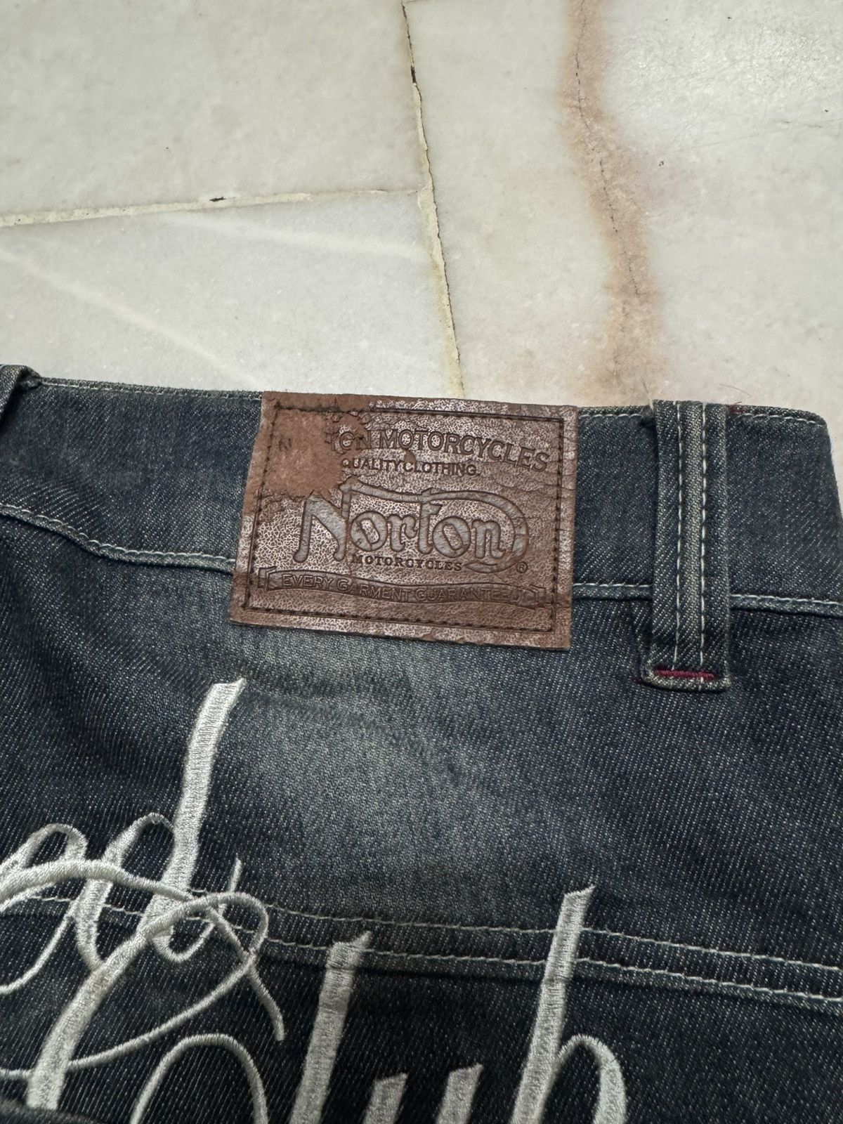 Norton VINTAGE NORTON RUSTY MUDWASH SLIM BACK LOGO EMBROIDERY JEAN Size US 36 / EU 52 - 15 Thumbnail